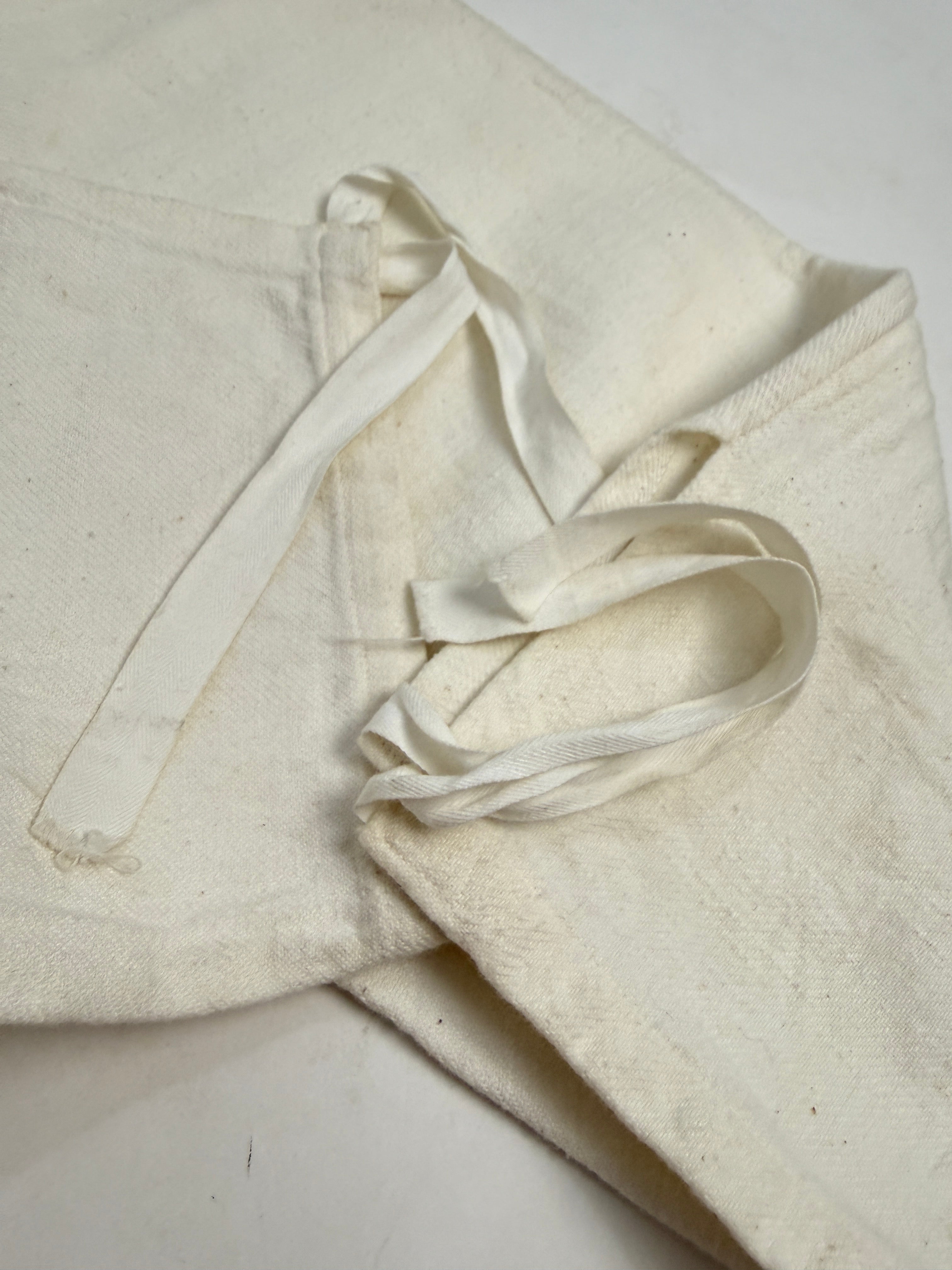 Pantaloni vintage lino grezzo - dettaglio pattina e vita piatti