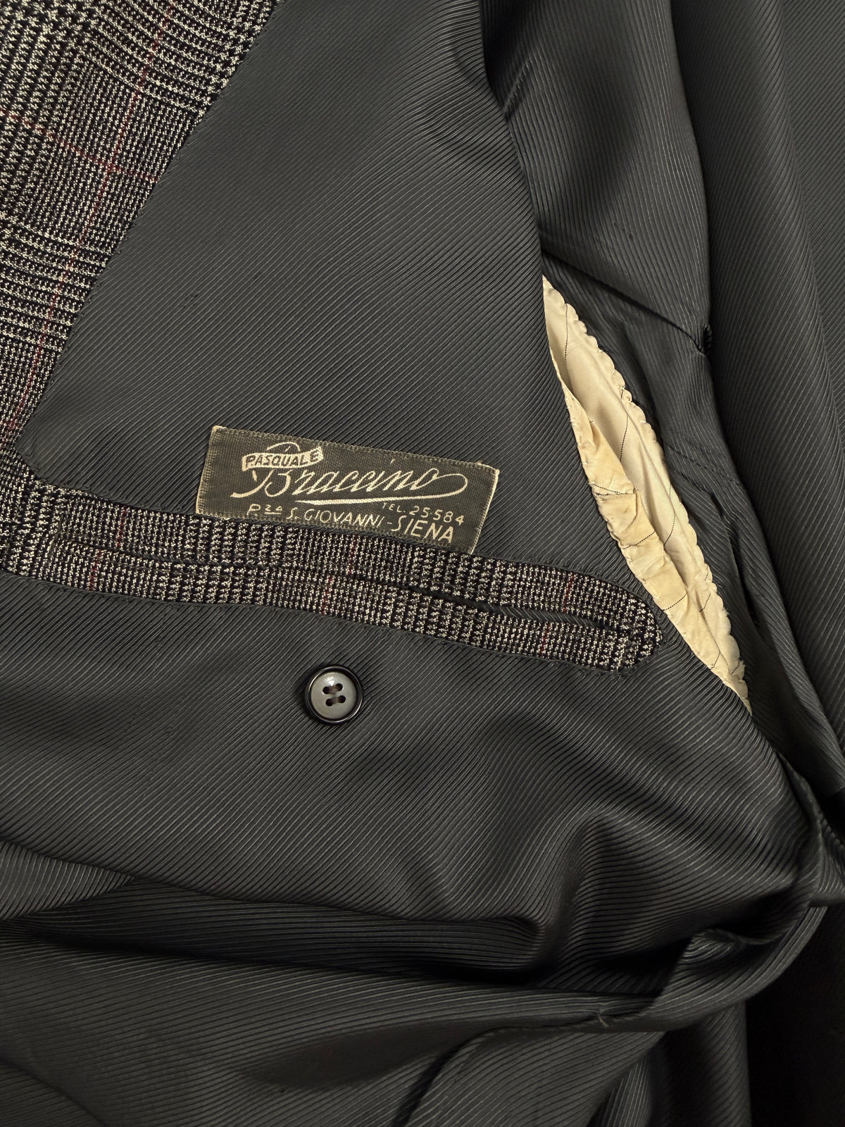 Abito sartoriale vintage Pasquale Braccino Siena - dettaglio etichetta originale con numero di telefono a 5 cifre