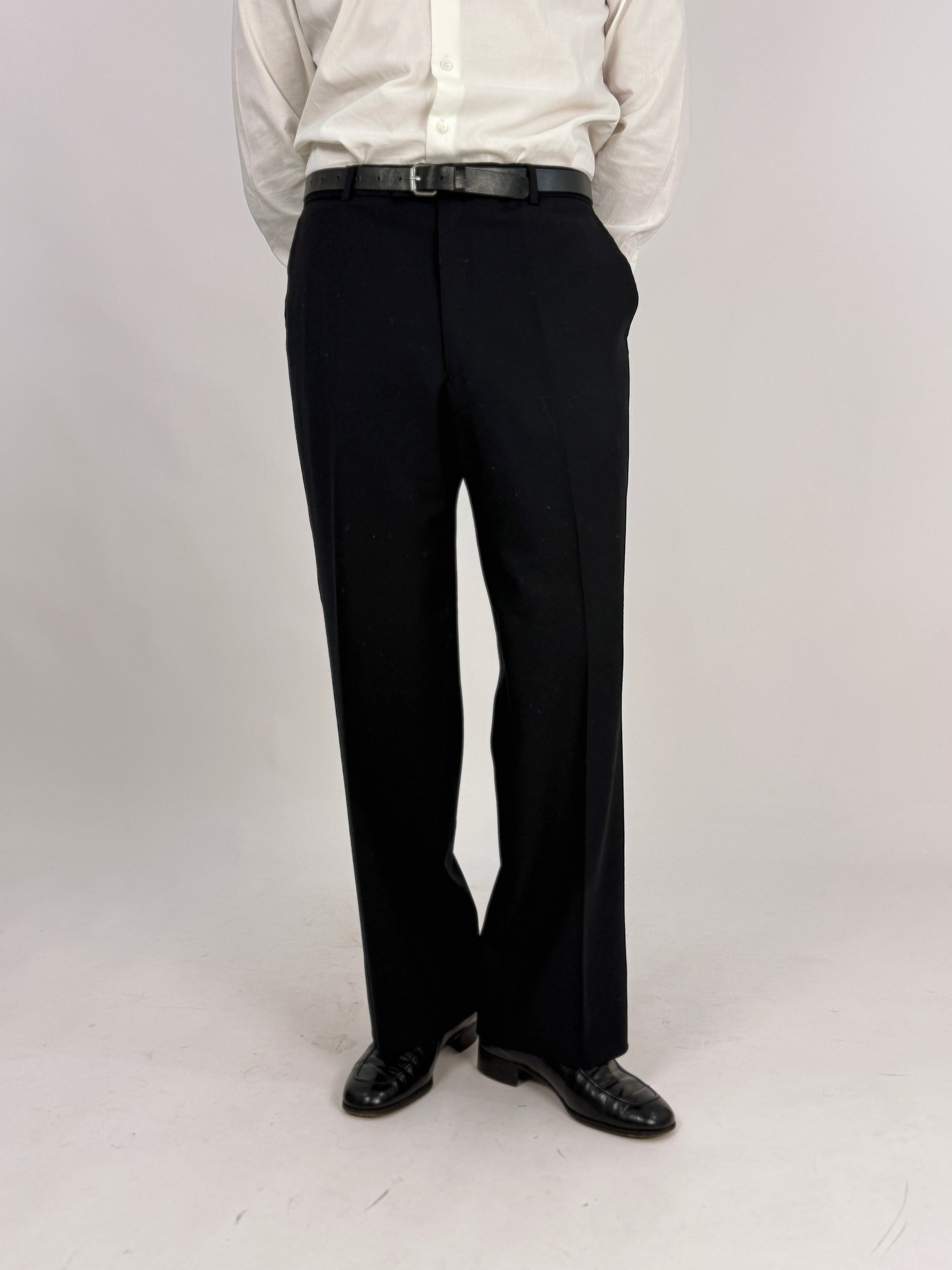 Smoking Vintage TEX Italy Arezzo Anni 80 - dettaglio frontale pantalone vita alta con gancio chiusura e gallone raso nero sulla gamba