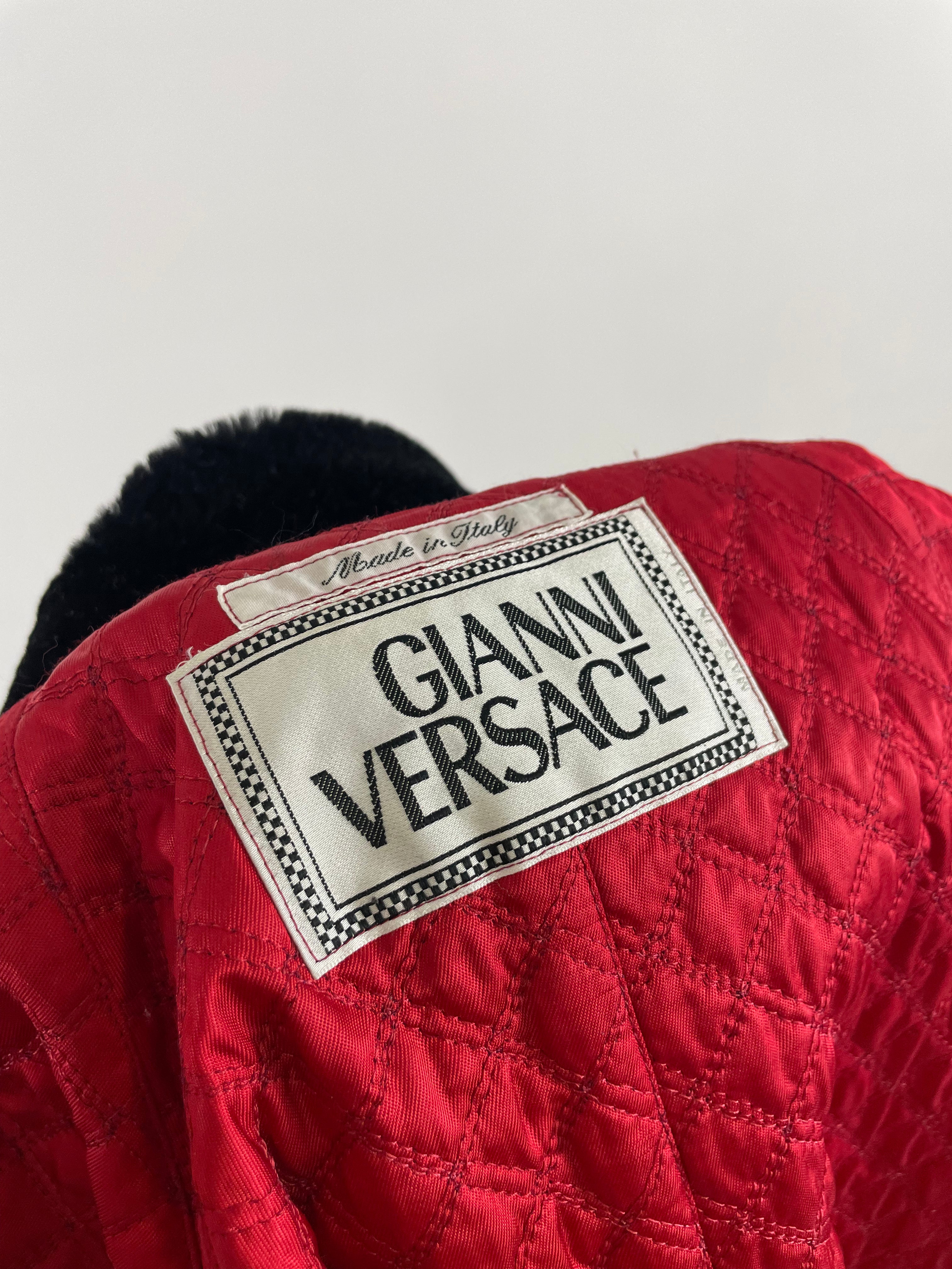 ジャケット・アウター GIANNI VERSACE 1990s Quilted Wool Coat Gianni Versace 90s Vintage coat - Fangovintage