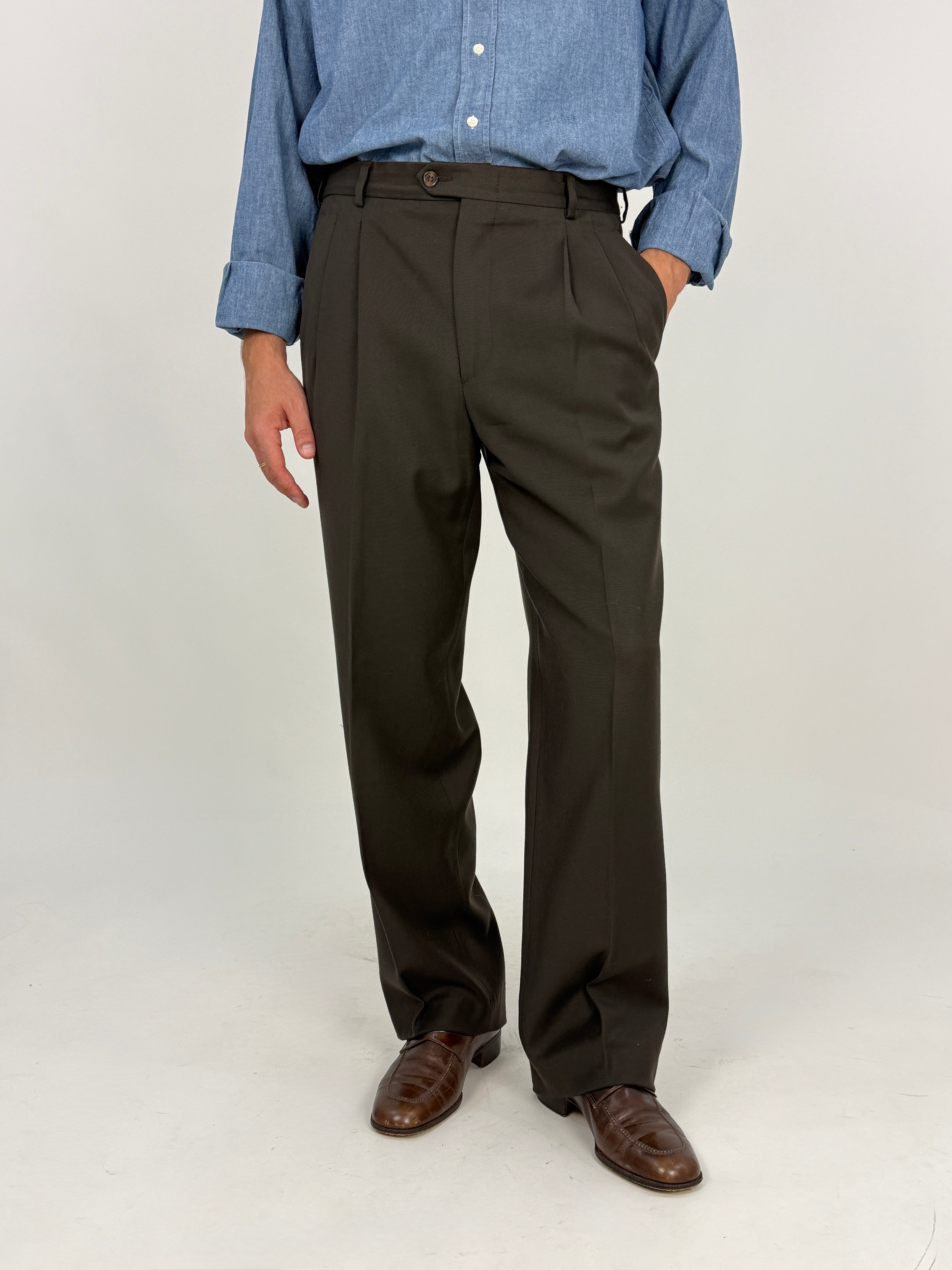 Pantaloni Sartoriali Port Royal Marrone - vista frontale indossati