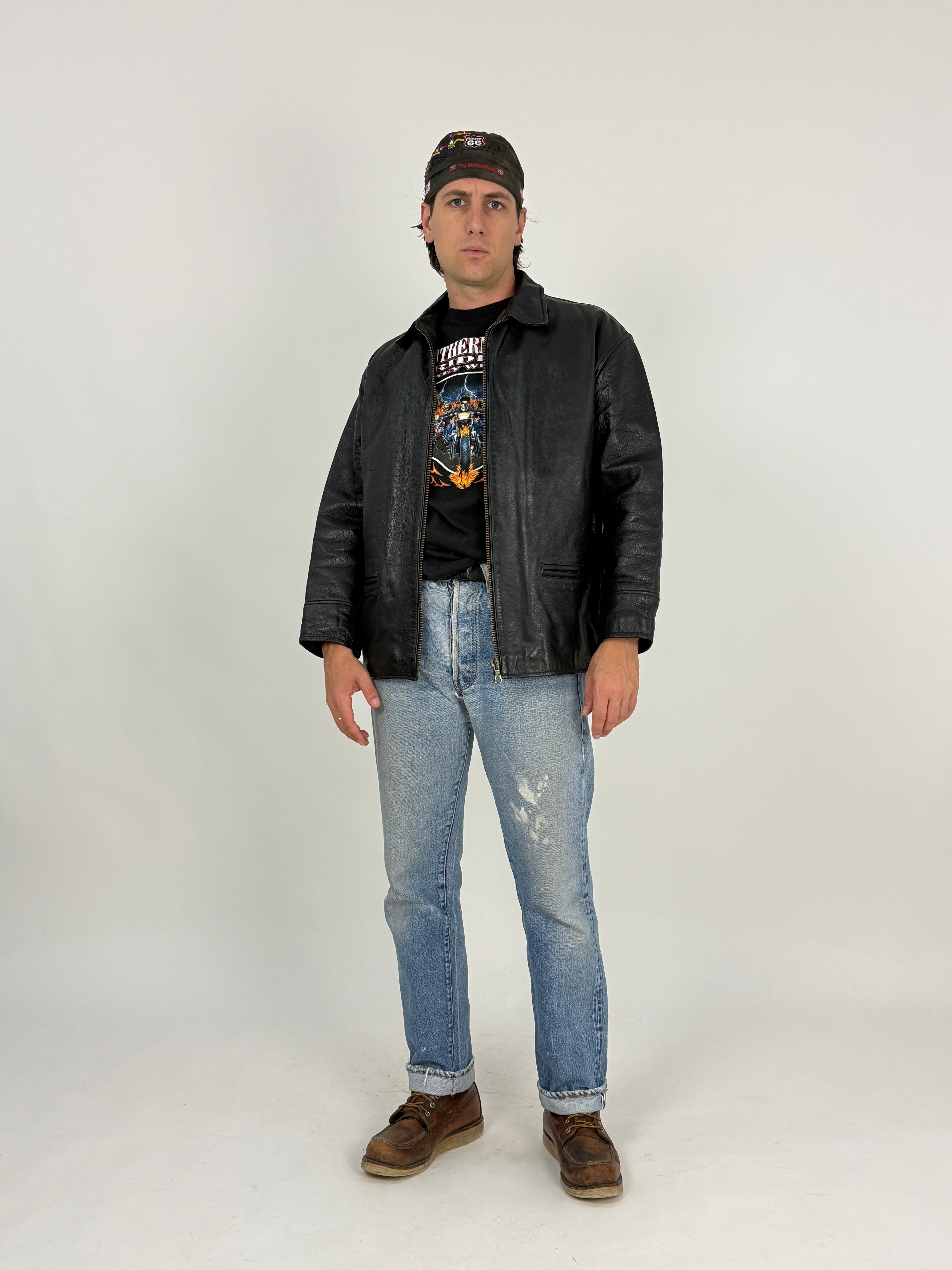 Giacca Car Coat Pelle Martellata Nera - vista posteriore indossata