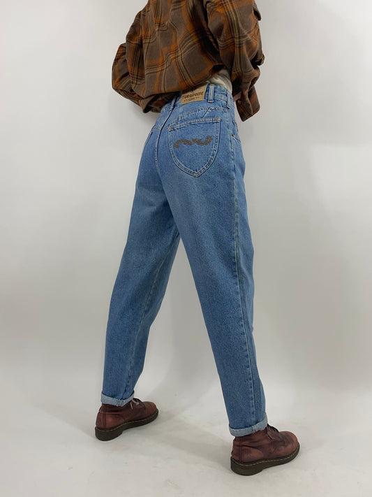 Türkise Jeans der 1970er Jahre