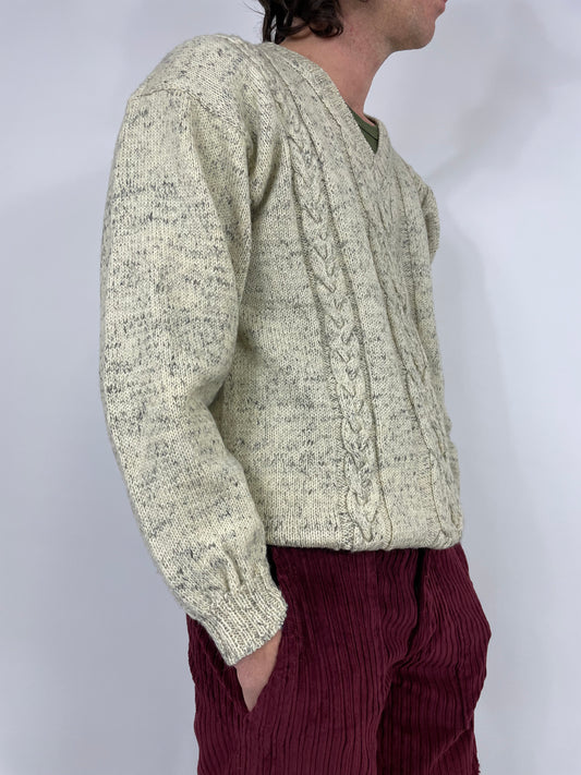 Pullover aus Zopfwolle