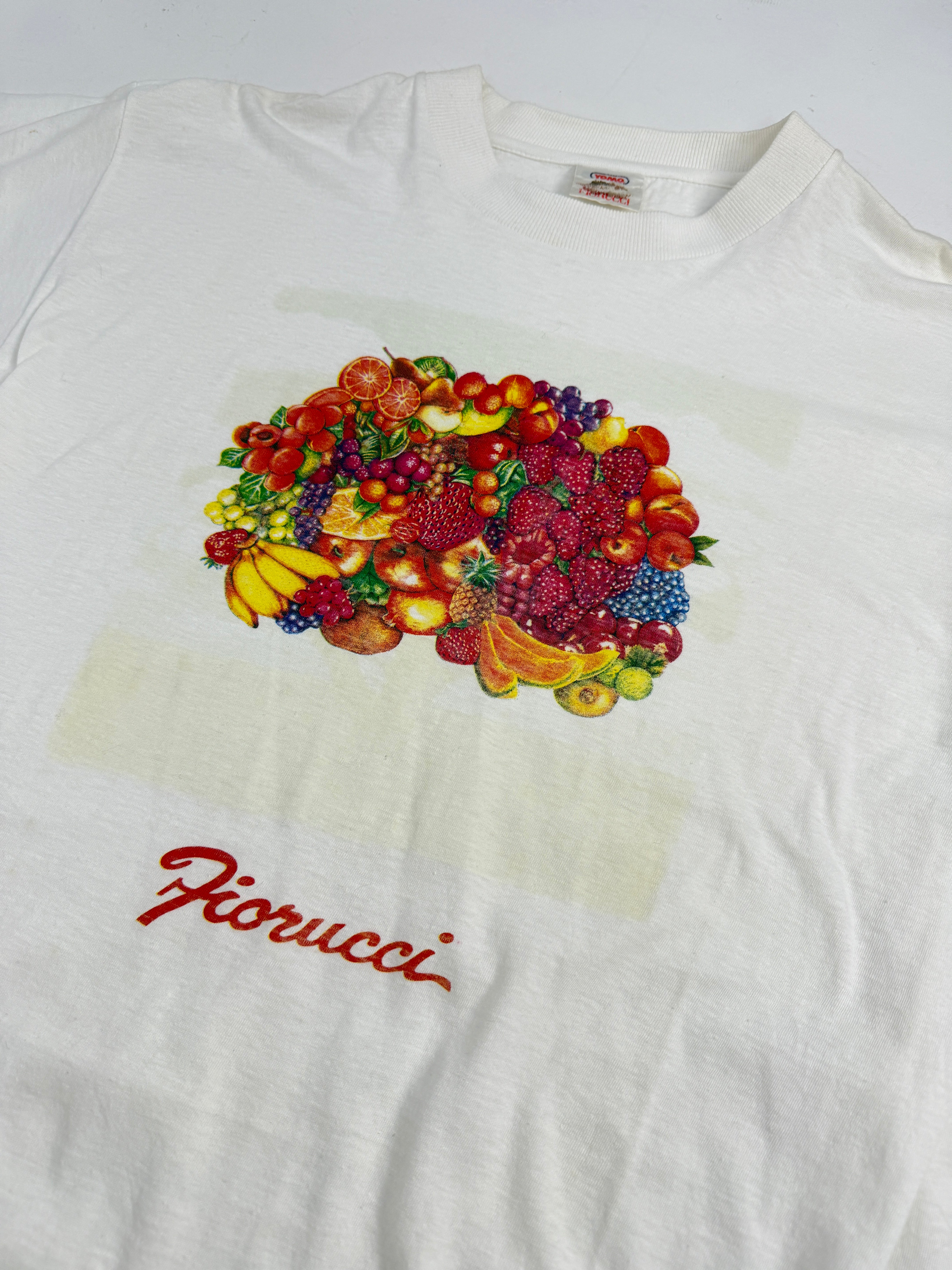 t-shirt-fiorucci-vintage-con-stampa-di-frutta-in-cotone-bianco