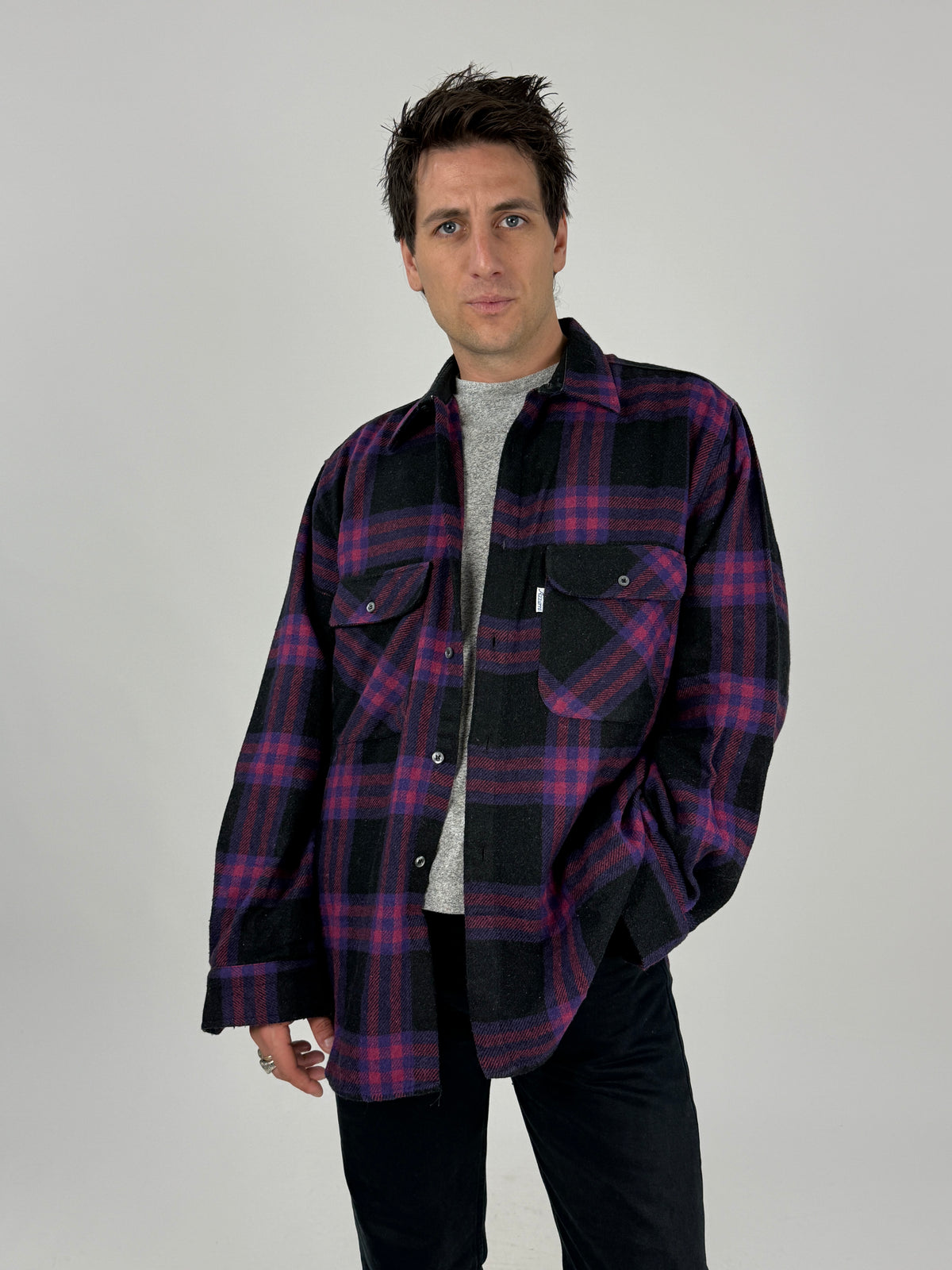 Azzurro camicia flanella lana tartan viola nero vintage anni 60 - fronte aperta indossato taglia XL