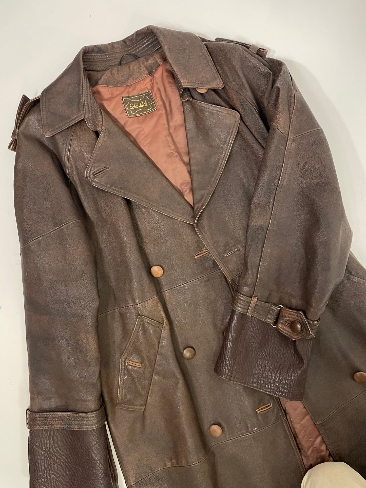 Long-leather-jacket-anni-60-marrone