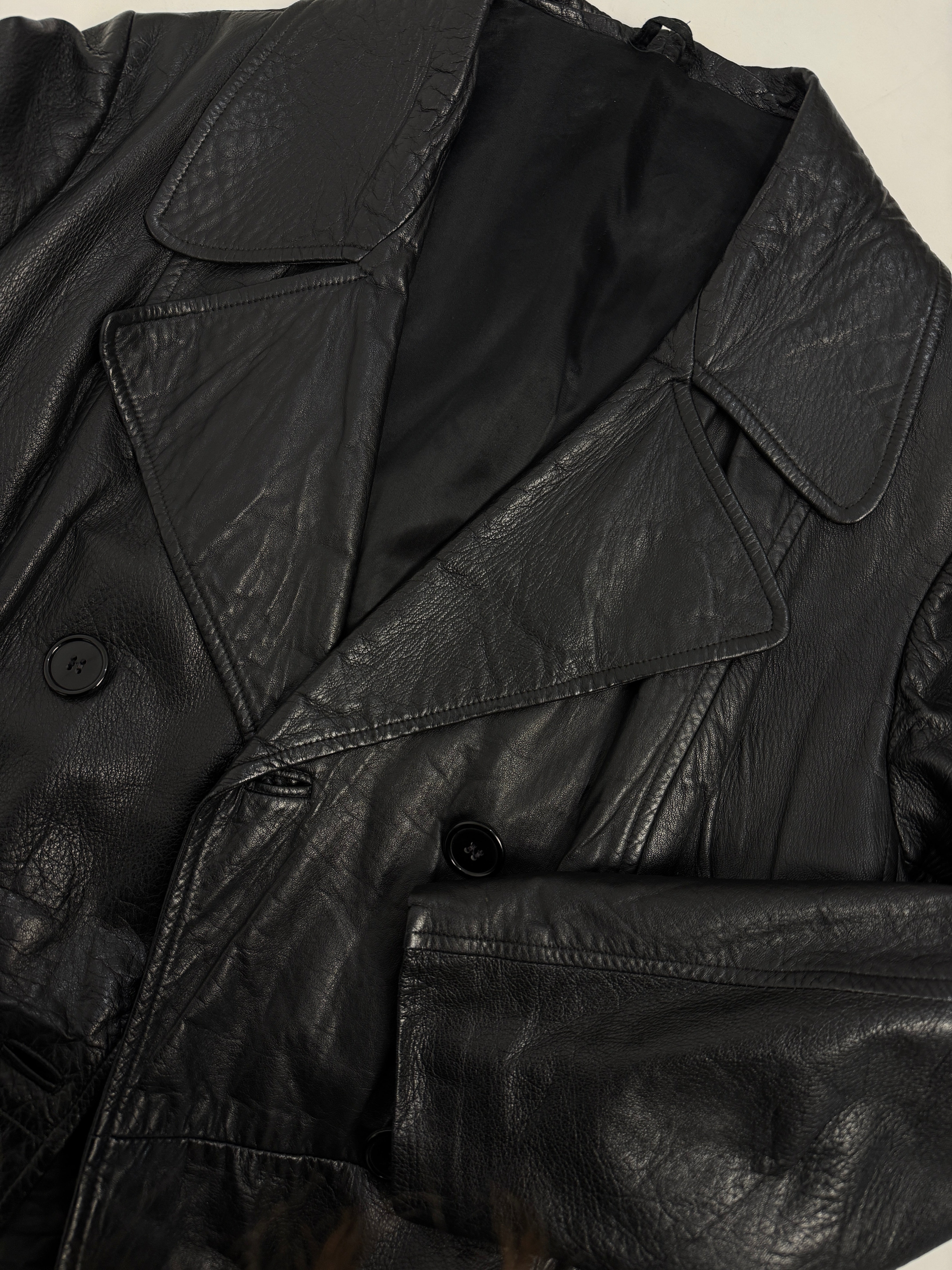 Trench in pelle nera anni '70 - doppiopetto