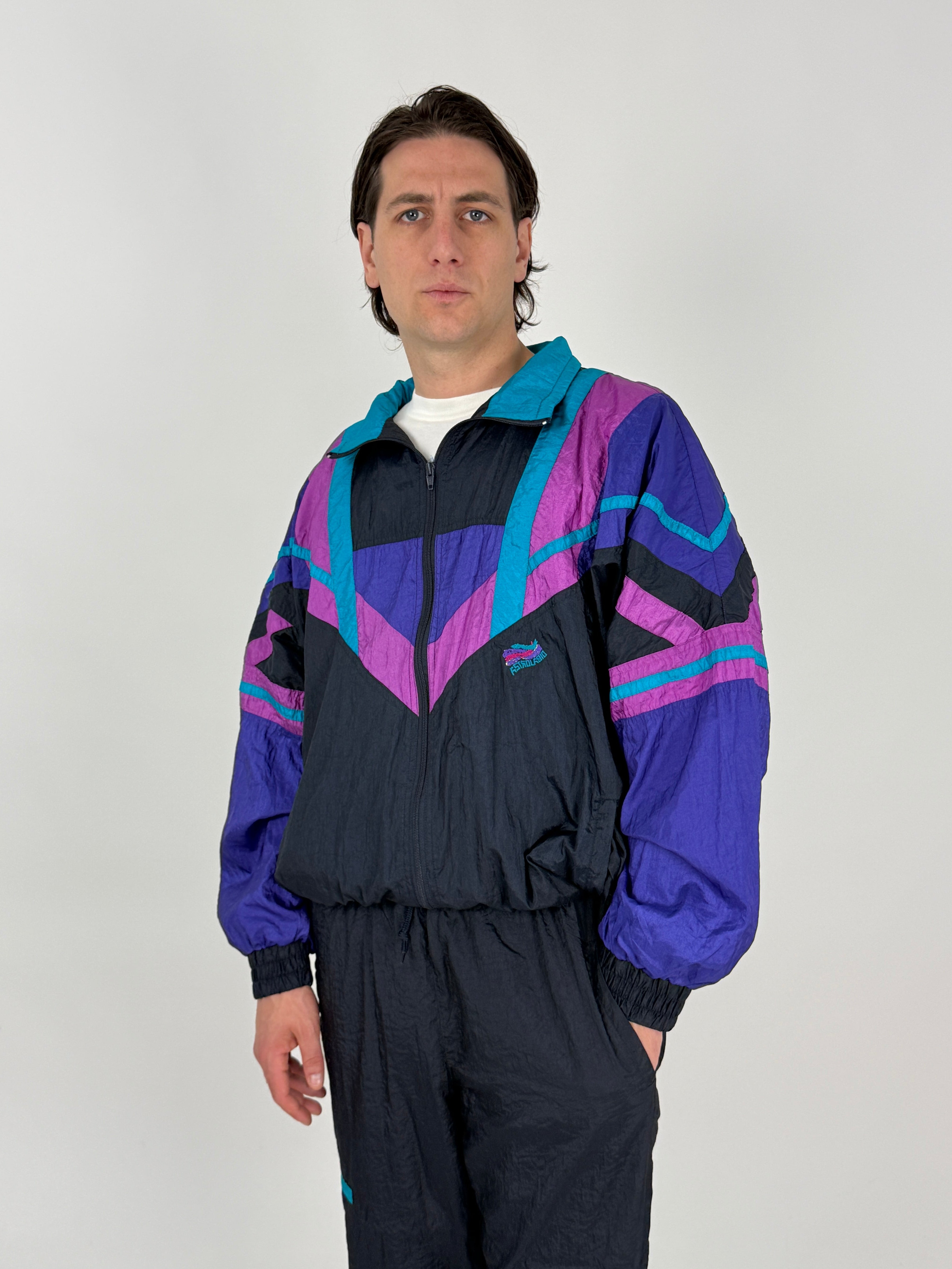 Tuta Vintage Anni '80 Nera Multicolor con Logo Ricamato - Taglia L