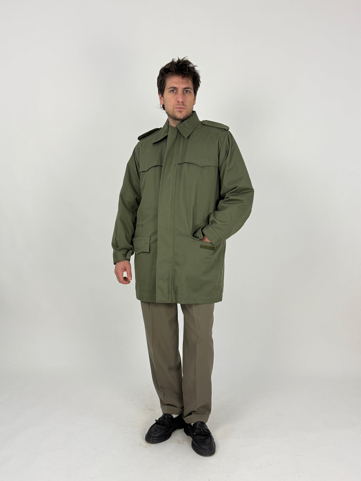 Parka militare Esercito Italiano piano - guscio verde oliva e imbottitura trapuntata khaki separati, sistema a doppio strato