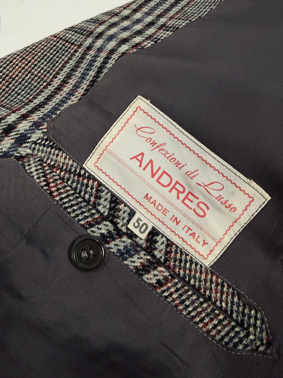 Giacca Andres vintage in lana indossata, vista frontale