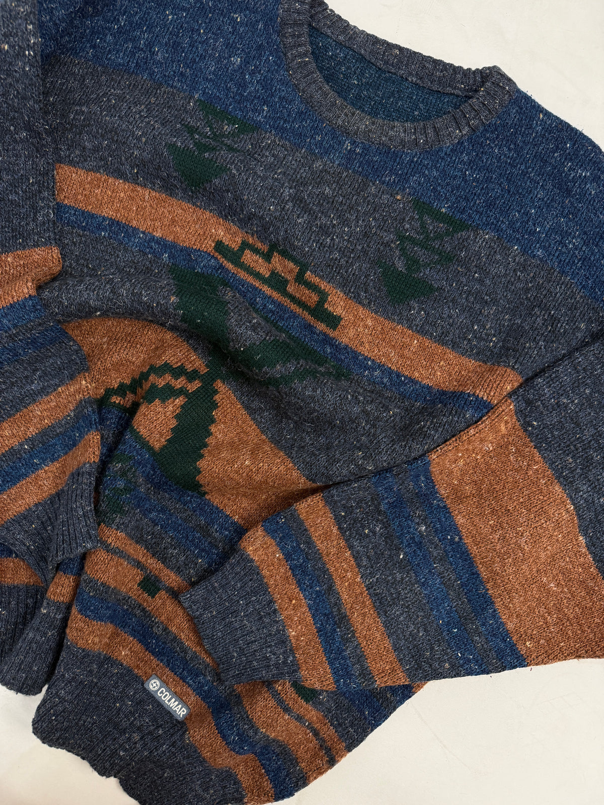 Maglione Colmar vintage con fasce tabacco e motivi alpini verdi