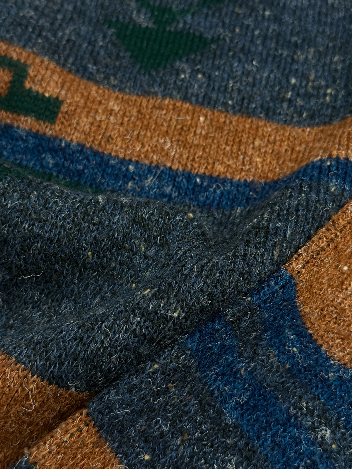Maglione Colmar vintage uomo indossato, vista posteriore