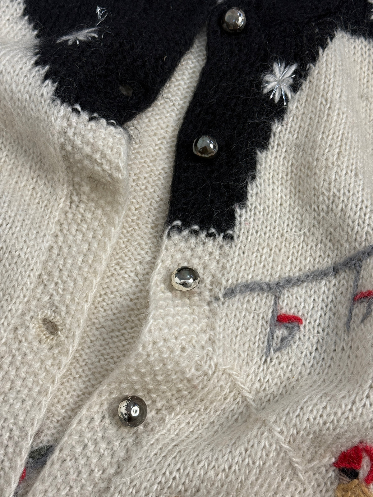 Cardigan vintage taglia L indossato, vista intera