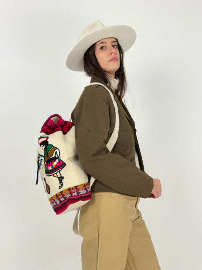 Zaino in lana ricamata – Modello Andino Artigianale