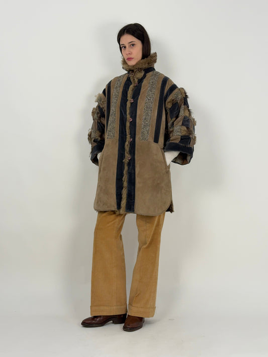 Cappotto anni '70 patchwork in camoscio e pelliccia