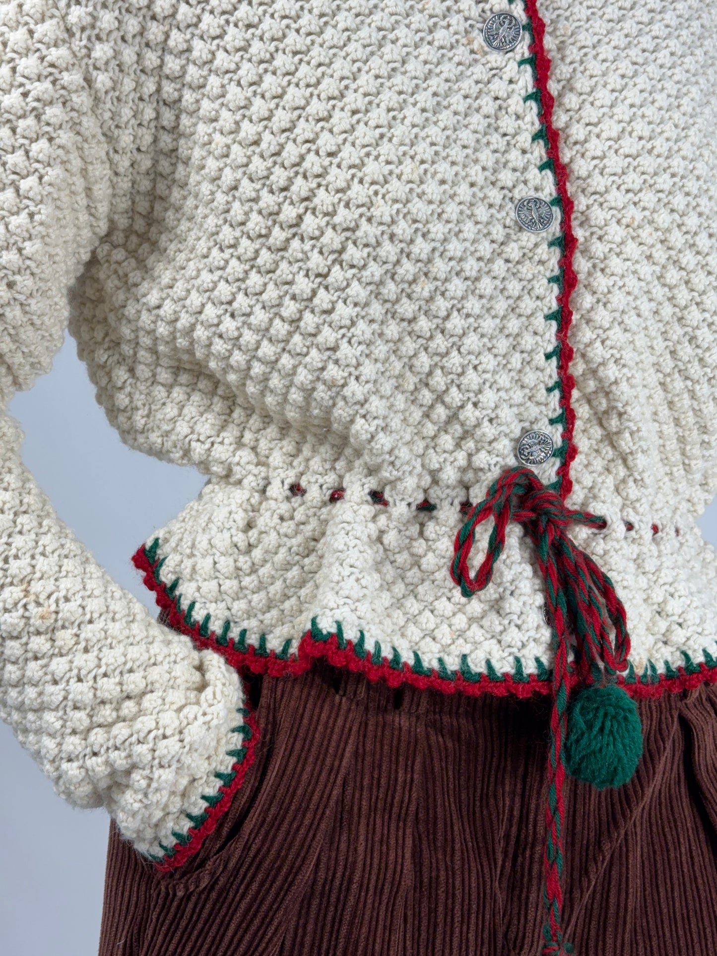 Cardigan austriaco vintage in lana – lavorazione artigianale