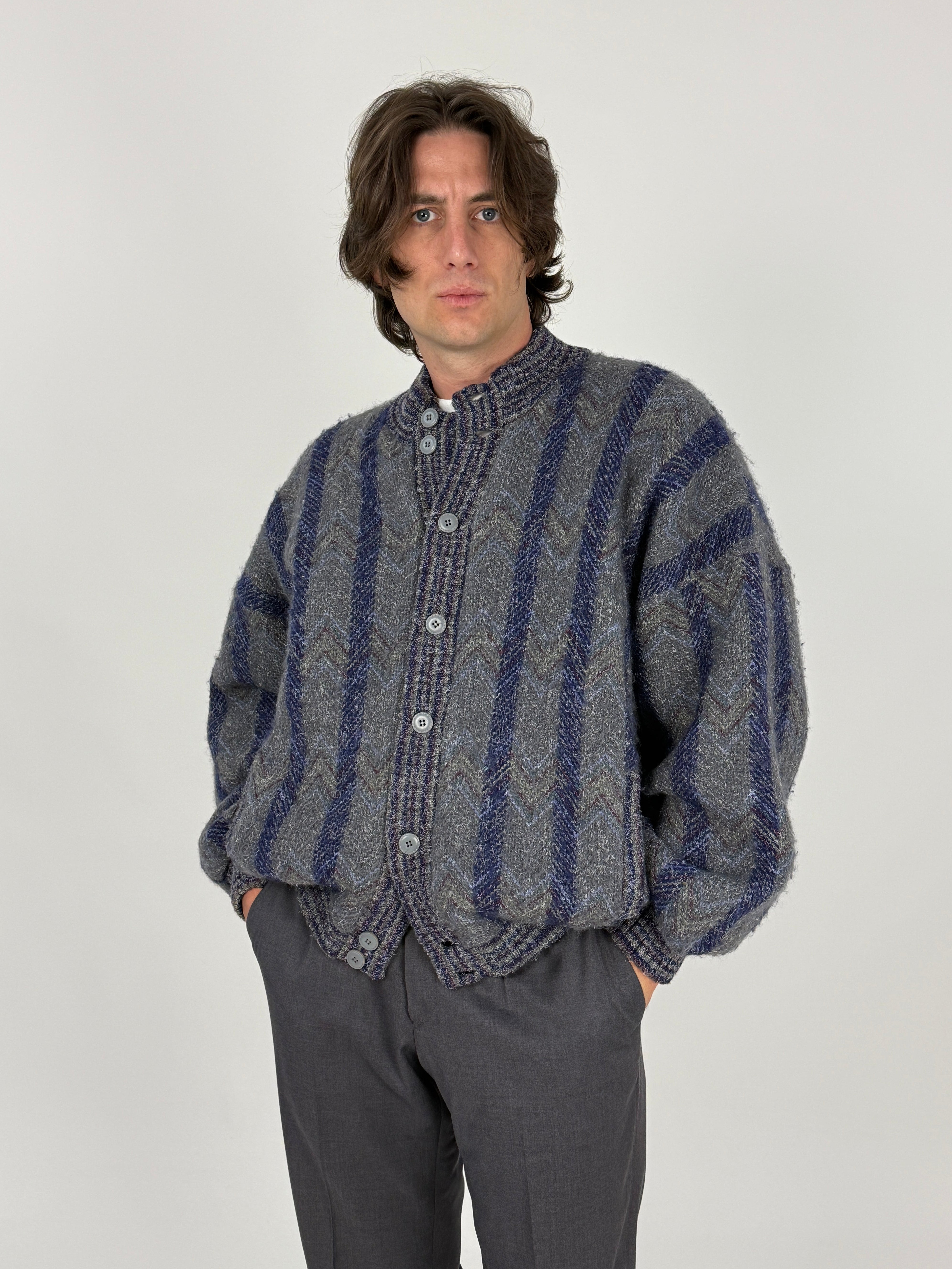 Cagi cardigan giacca lana zigzag grigio navy vintage - fronte intero indossato taglia L