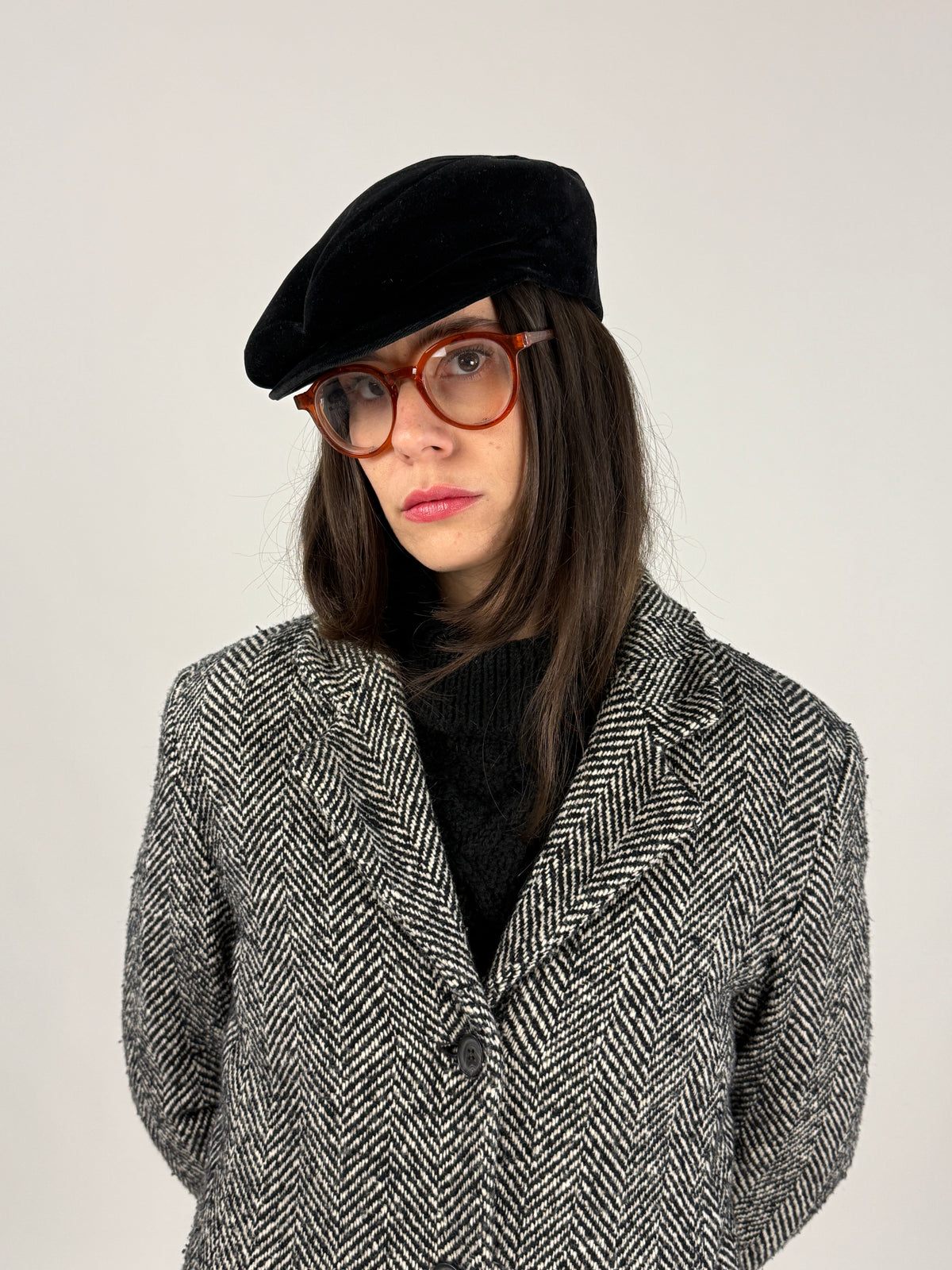 Coppola Lee vintage in velluto nero indossata