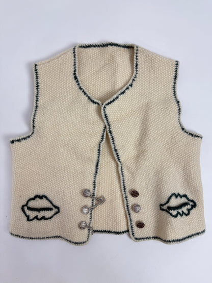 Gilet handmade con ricami e chiusure in metallo