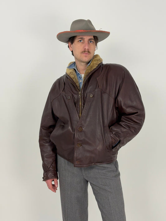 Giubbotto in pelle anni ’80 con collo shearling