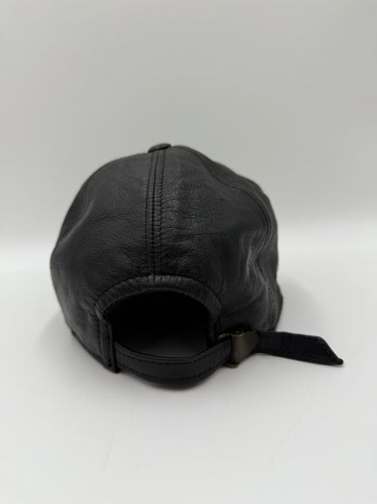 Baseball cap in pelle ricamato