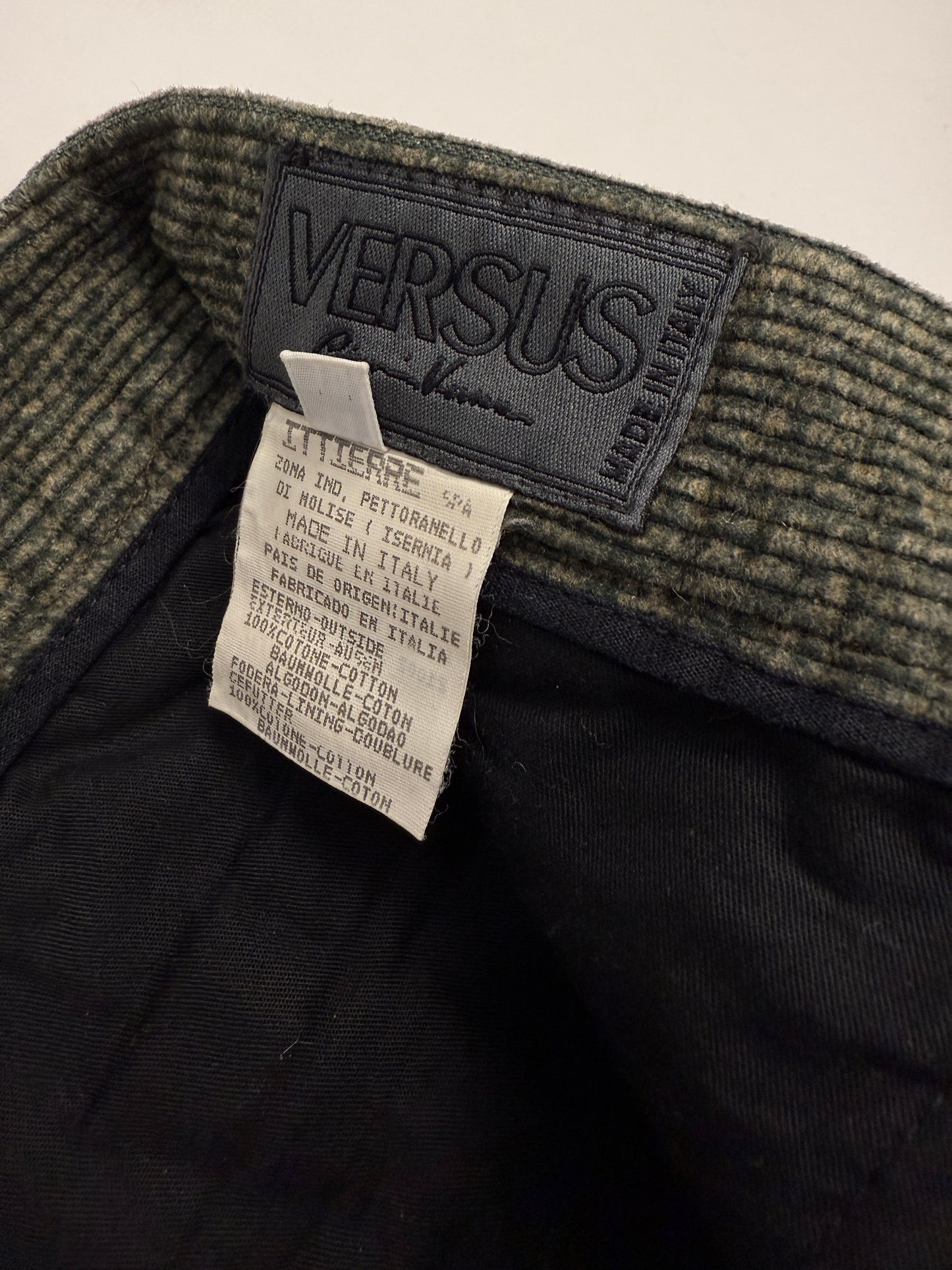 Pantaloni Versus Gianni Versace vintage in velluto a coste