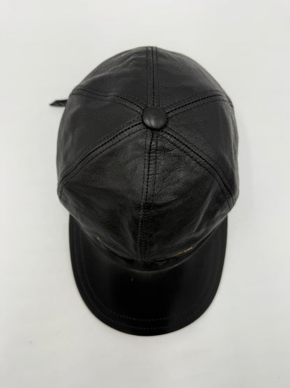 Baseball cap in pelle ricamato
