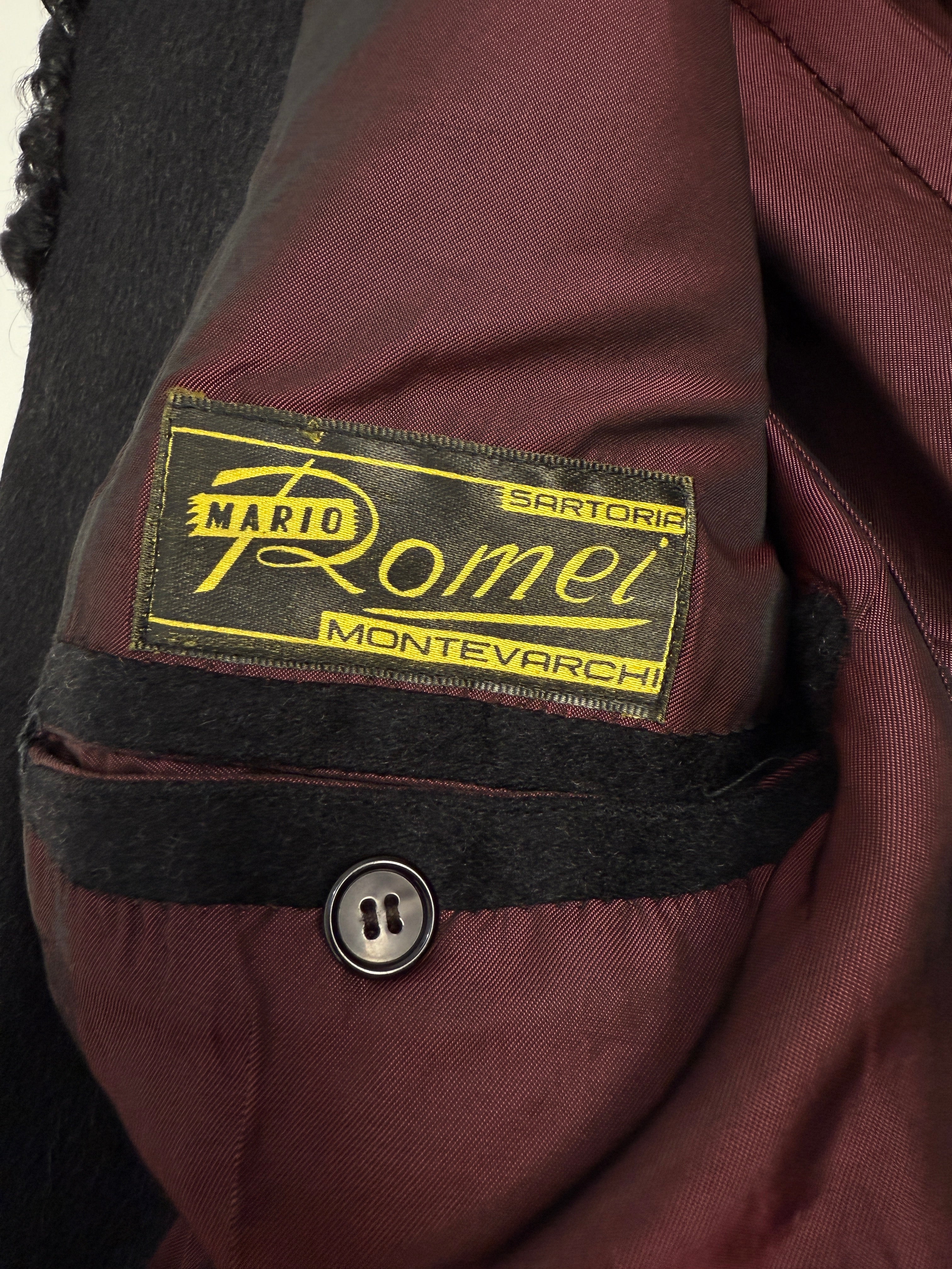 Cappotto sartoriale con collo in pelliccia