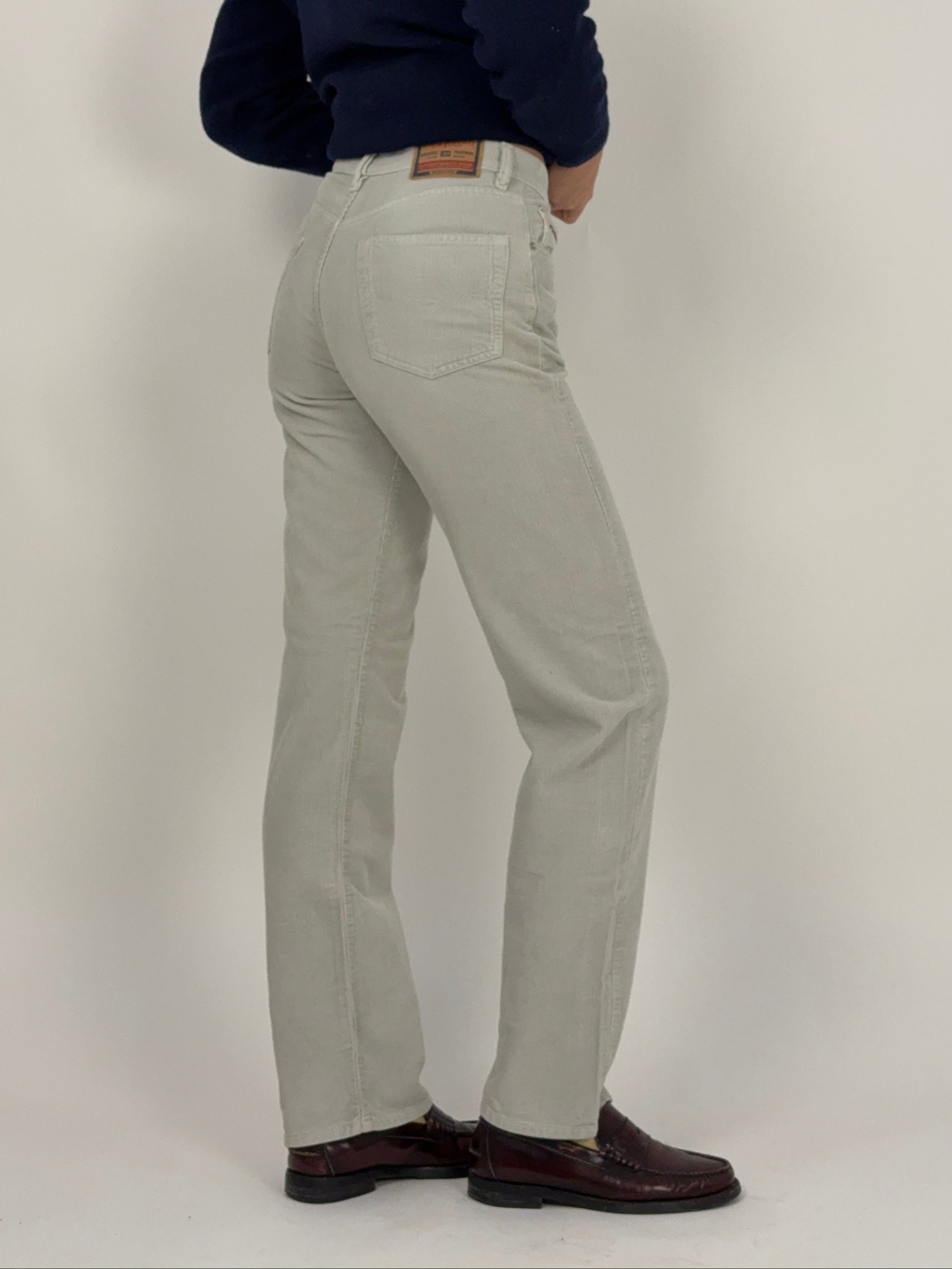 pantaloni-diesel-in-velluto-a-coste-beige
