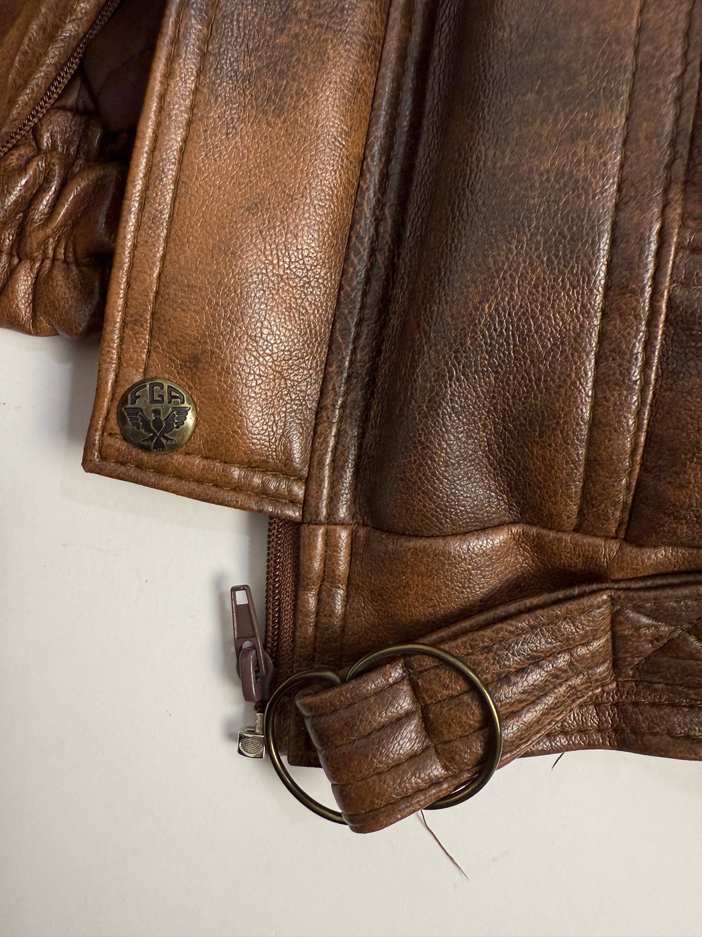 Bomber in pelle con interno trapuntato