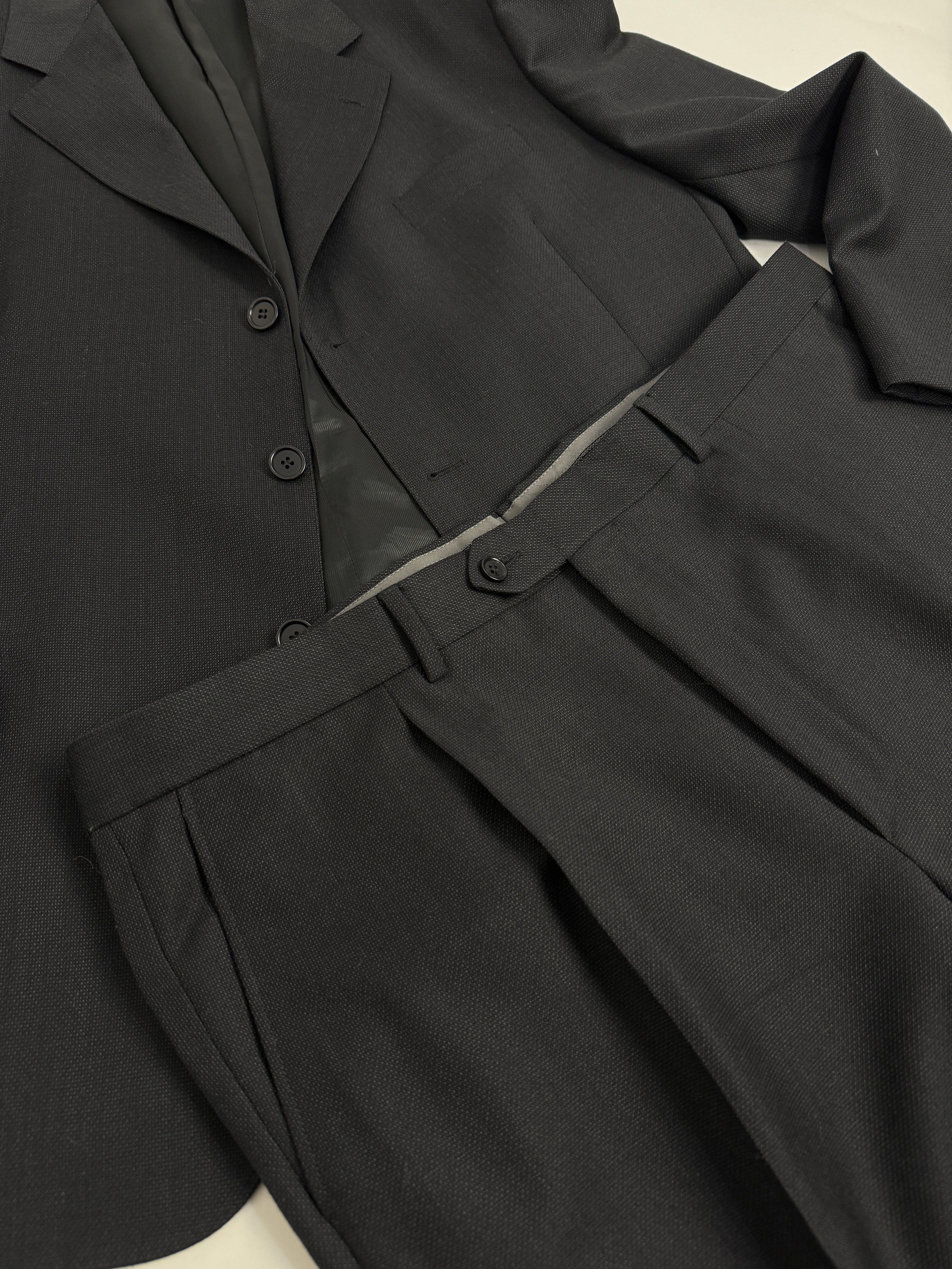 Completo sartoriale in lana vergine extrafine