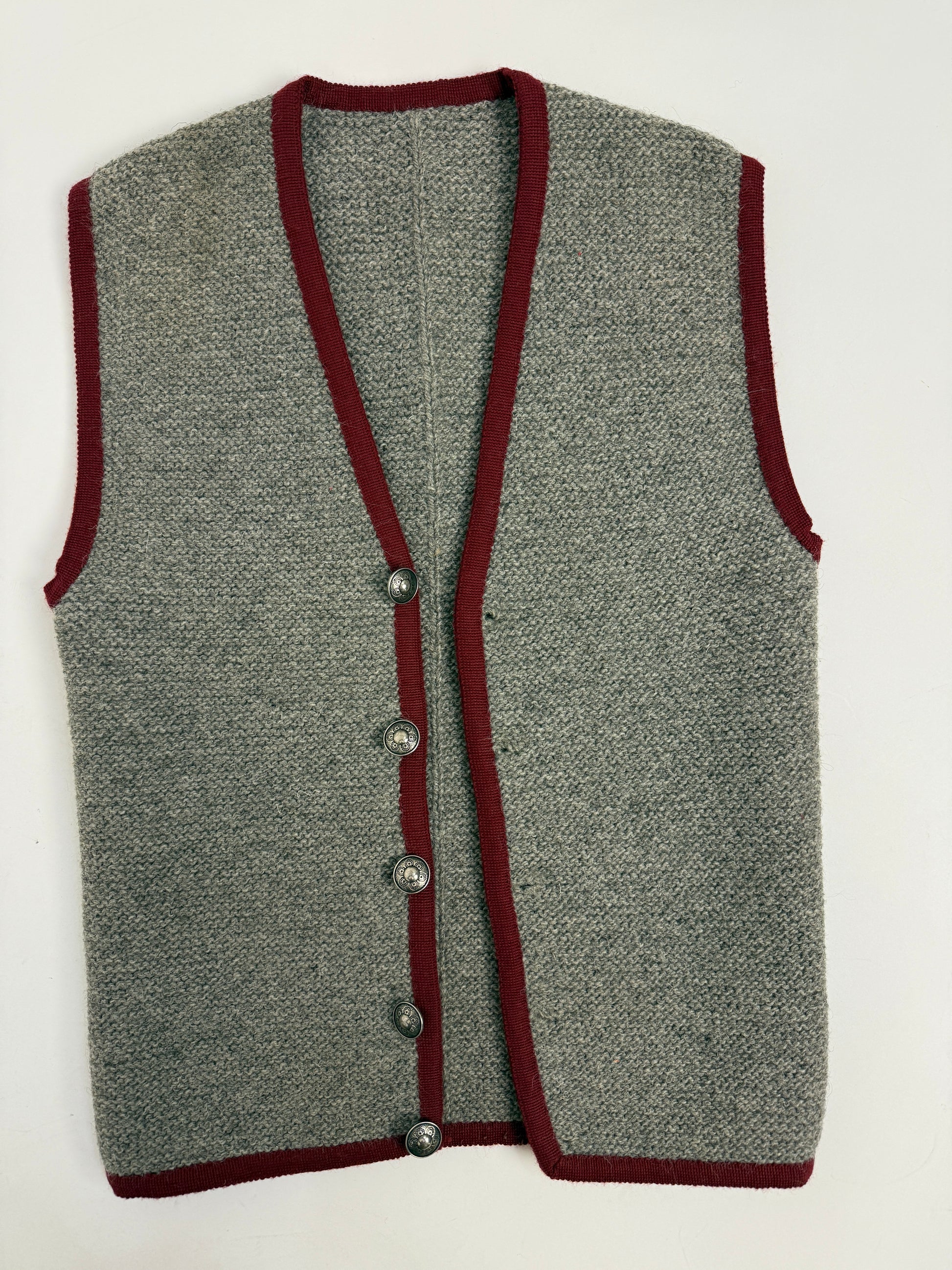 gilet-tirolese-grigio
