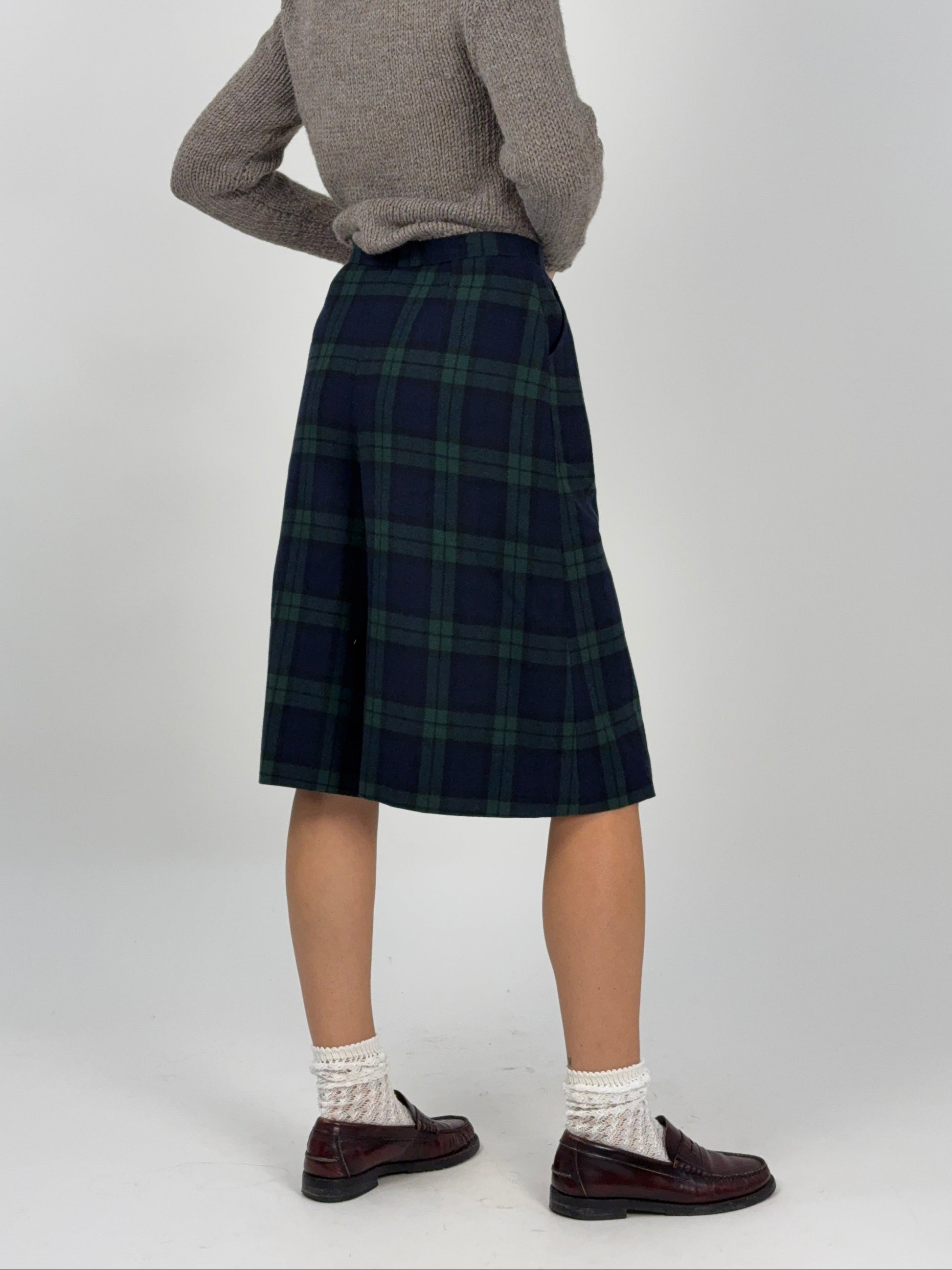 bermuda-vintage-in-lana-scozzese-verde-e-blu