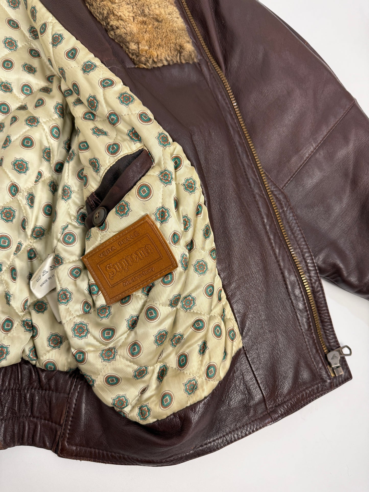 Giubbotto in pelle anni ’80 con collo shearling