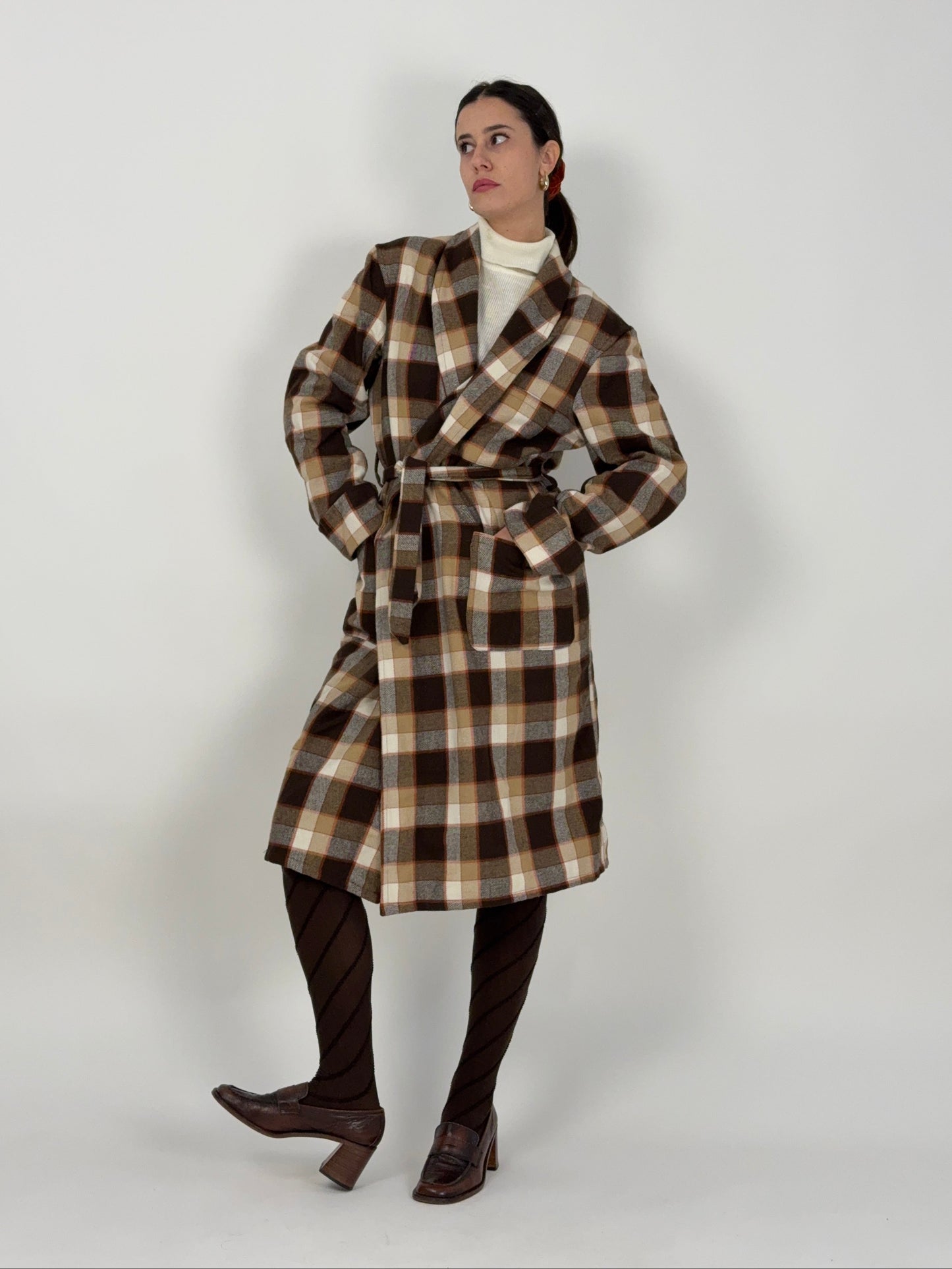 vestaglia-outdoor-anni-60-a-quadri-in-lana-marrone