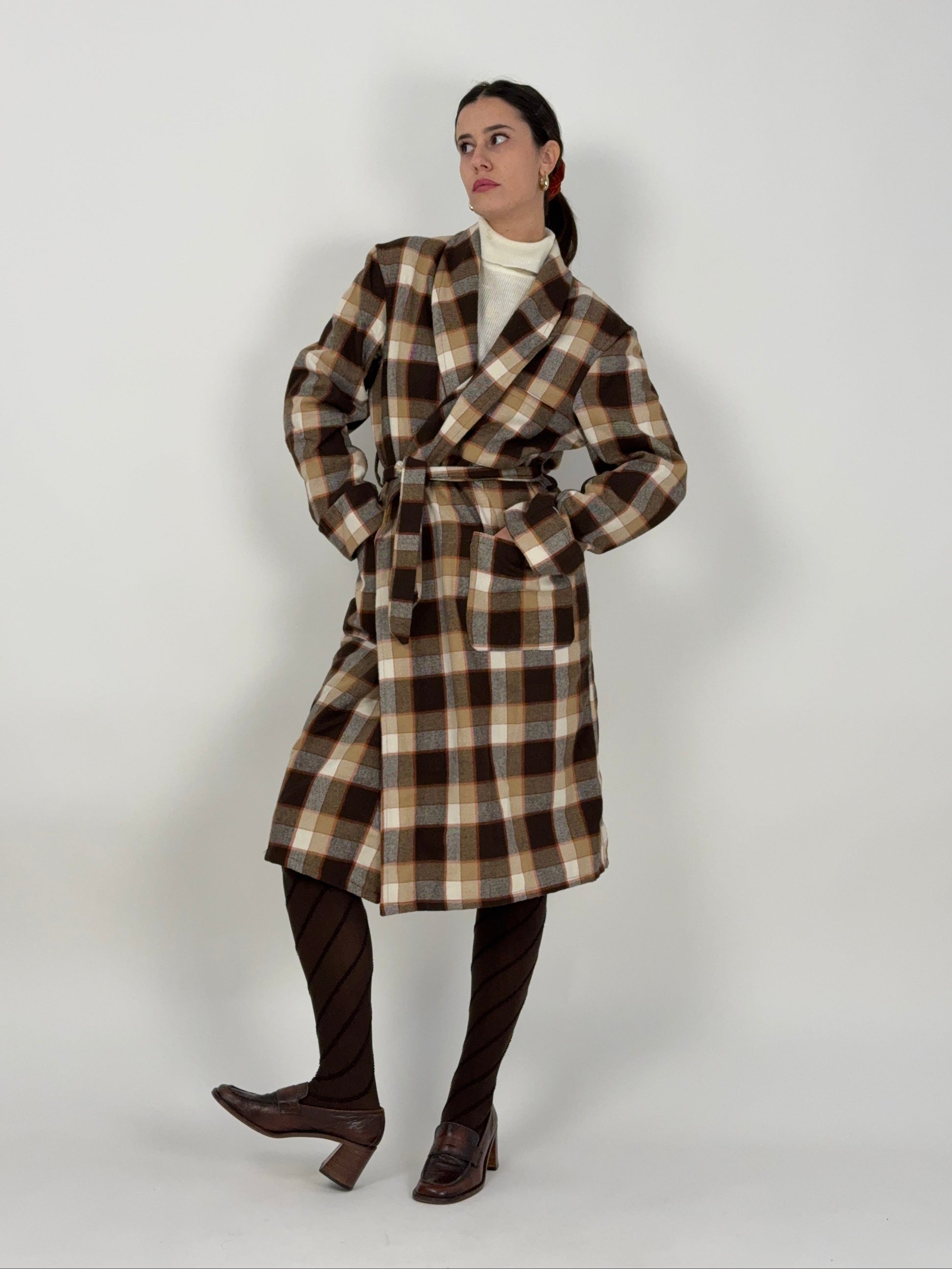 vestaglia-outdoor-anni-60-a-quadri-in-lana-marrone