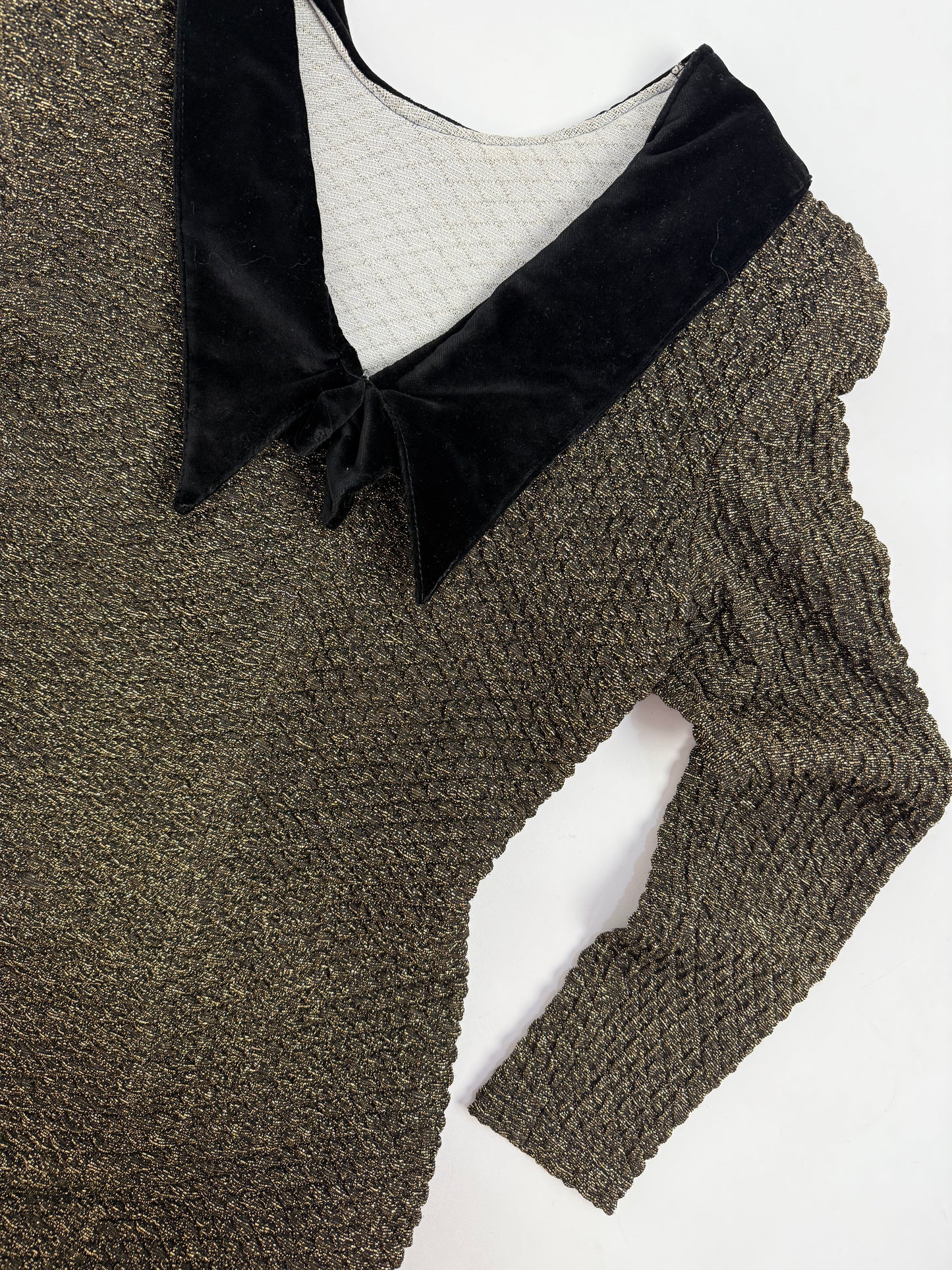Abito anni ’90 lurex dorato con colletto in velluto