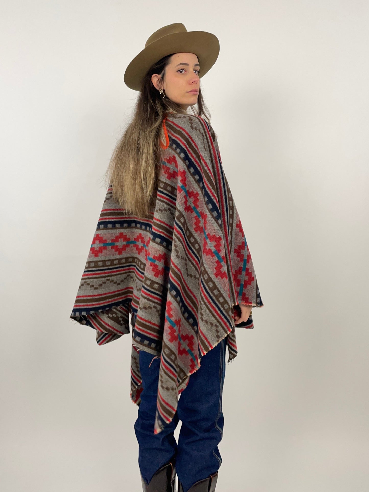 Poncho vintage in lana