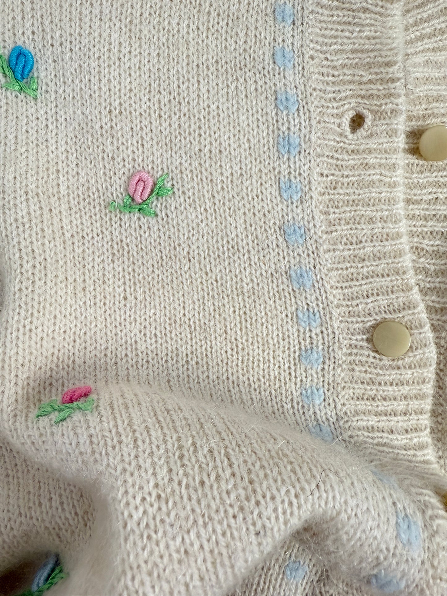 Maglioncino anni ’70 con ricami - fatto a mano