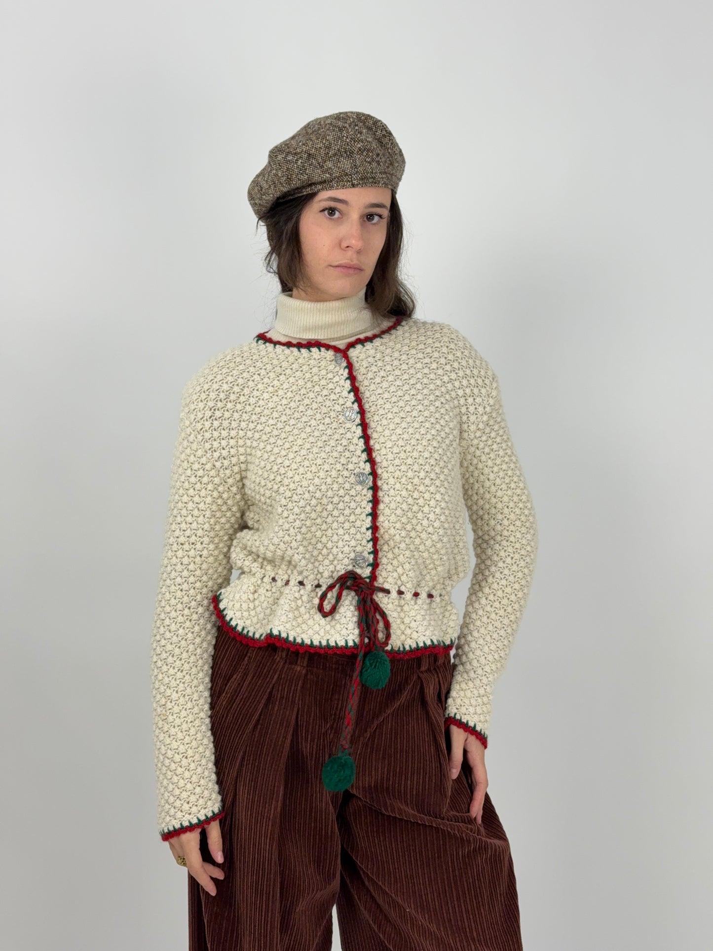 Cardigan austriaco vintage in lana – lavorazione artigianale