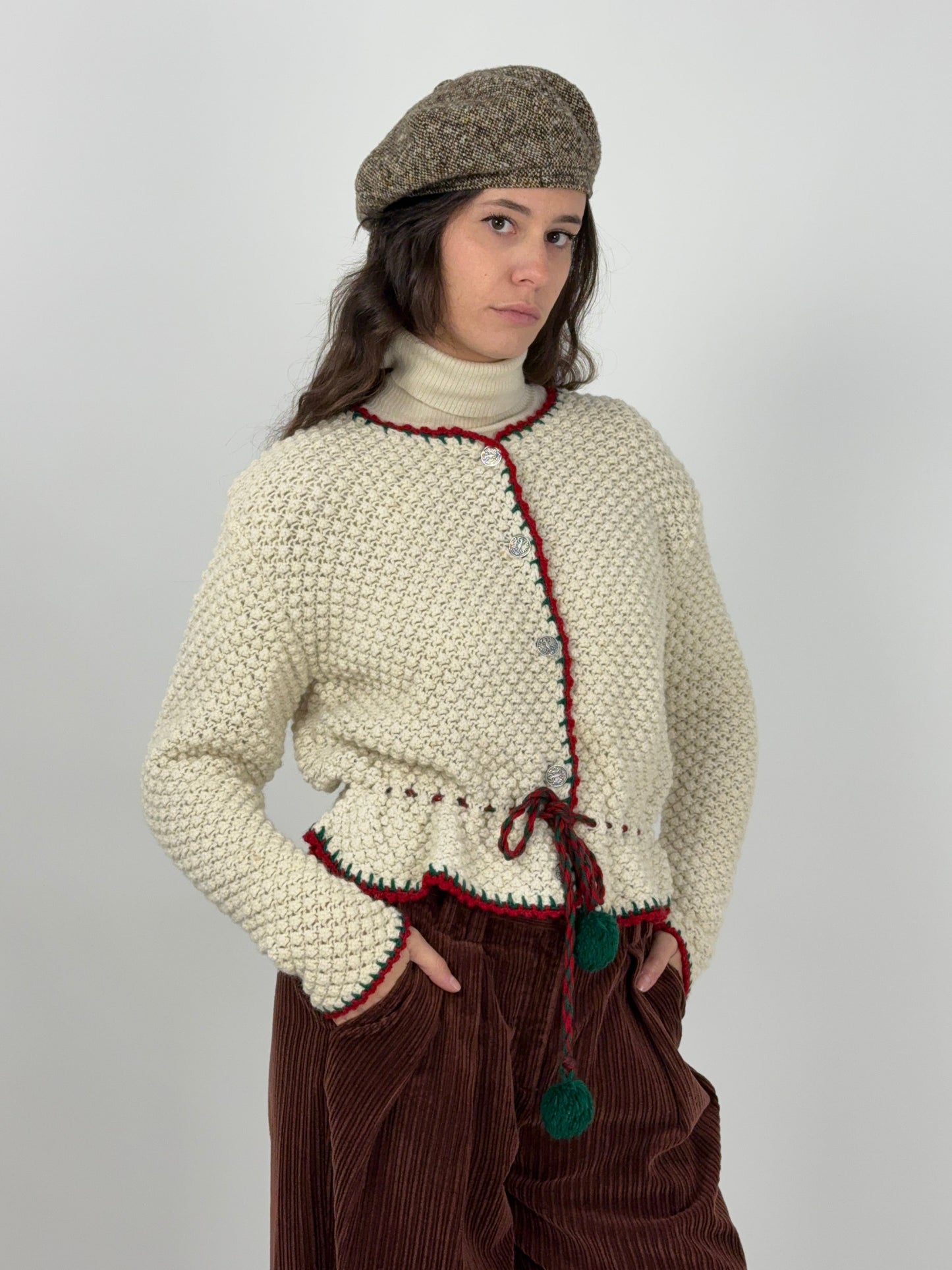 Cardigan austriaco vintage in lana – lavorazione artigianale