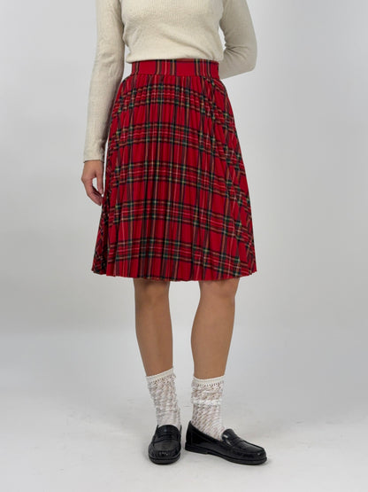 gonna-plissetata-a-quadri-rossa