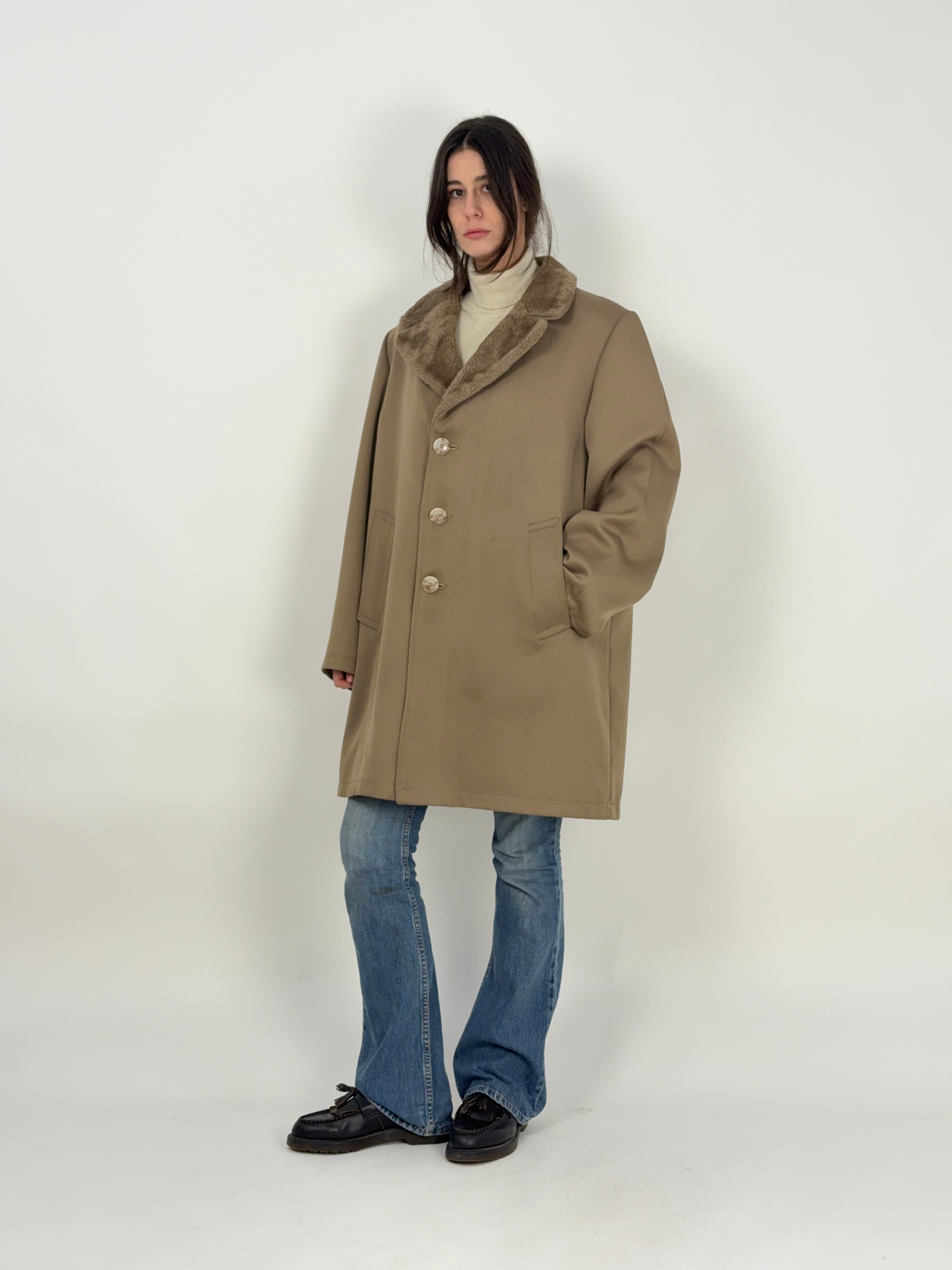 Cappotto anni '70 con interno in ecopelliccia