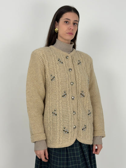 cardigan-tirolese-vintage-in-lana-beige-con-ricami-floreali