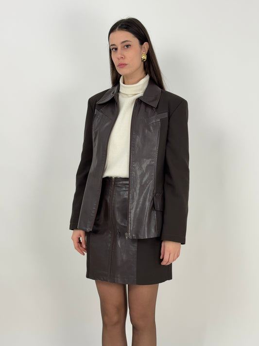 completo-giacca-e-minigonna-anni-90-marrone