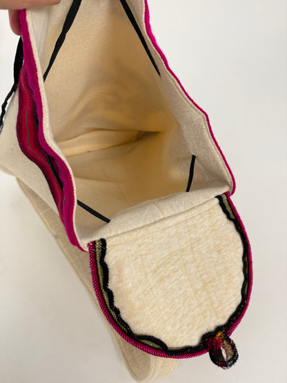 Zaino in lana ricamata – Modello Andino Artigianale