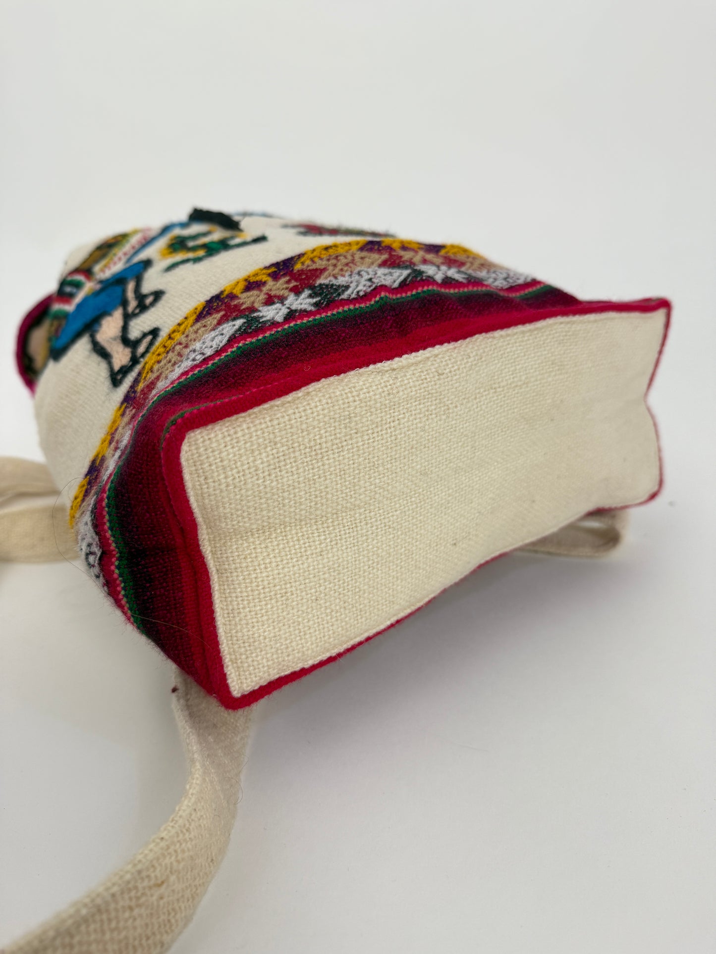 Zaino in lana ricamata – Modello Andino Artigianale