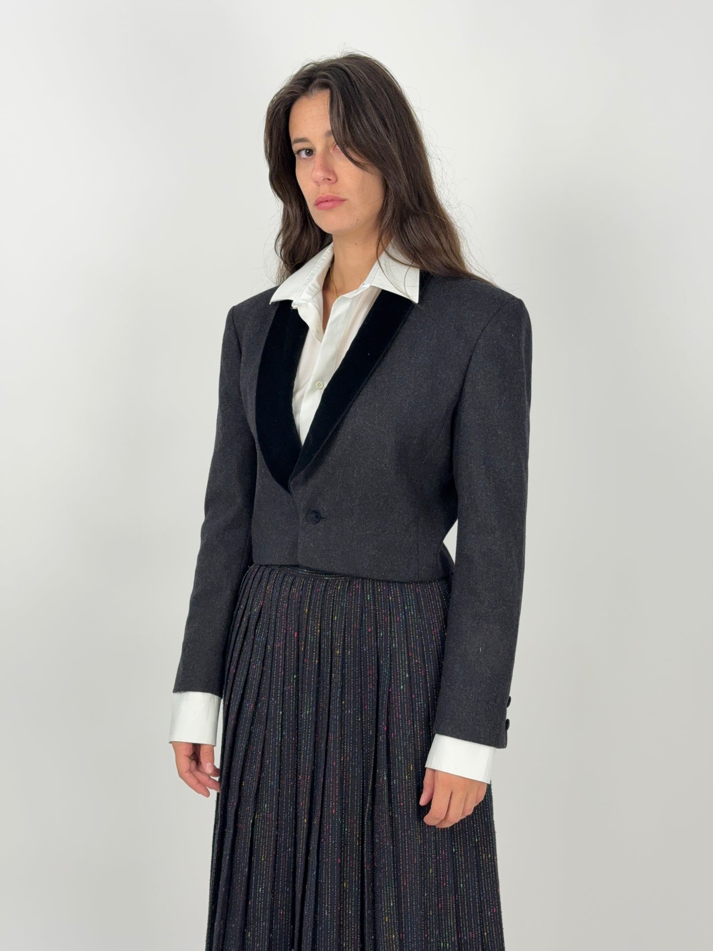 giacca-bolore-con-rifiniture-in-velluto-liscio-nero