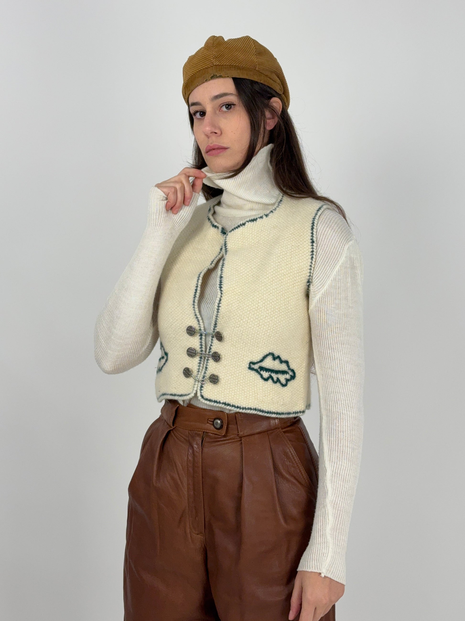 gilet-risolese-fatto-a-mano-in-lana